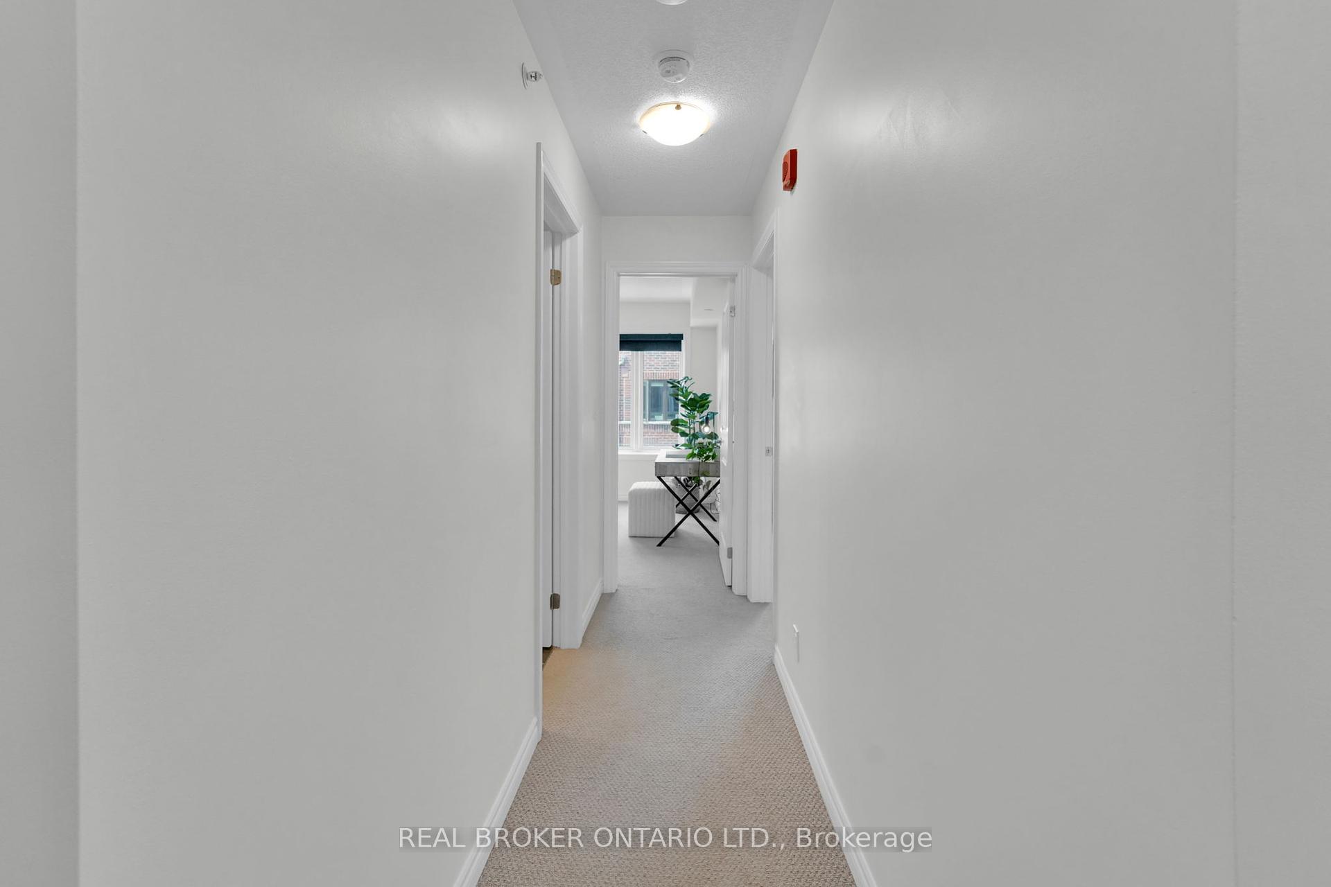2 Bedrooms Condo at 100 Long Branch, Toronto For sale