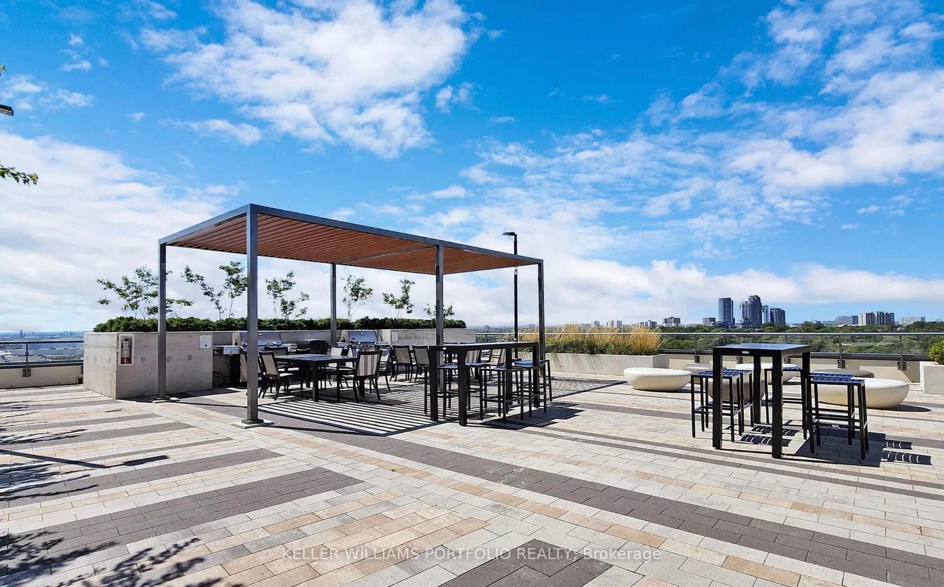 2 Bedrooms Condo at 50 Thomas Riley, Toronto For sale