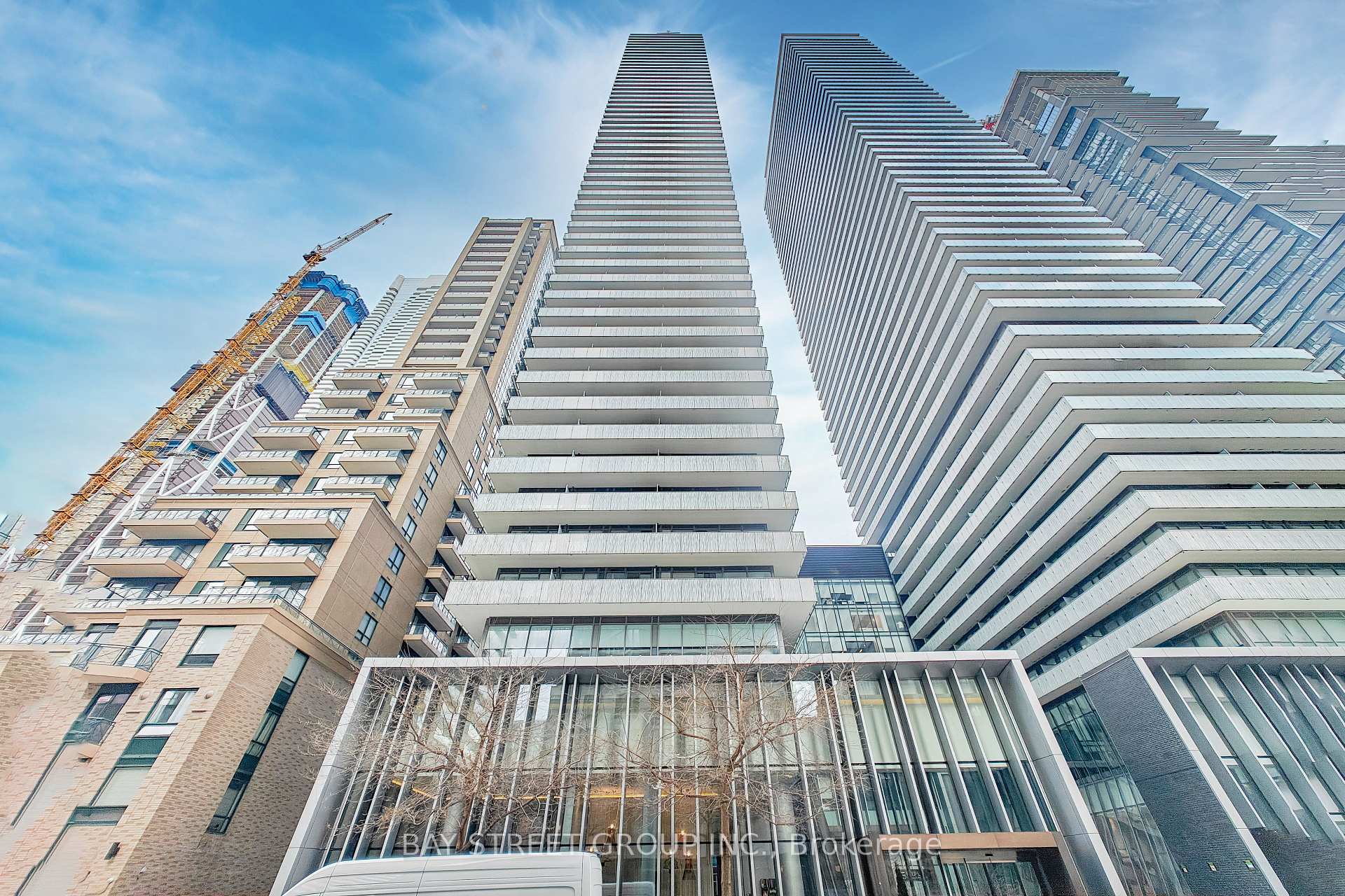 2 Bedrooms Condo at 42 Charles, Toronto For sale