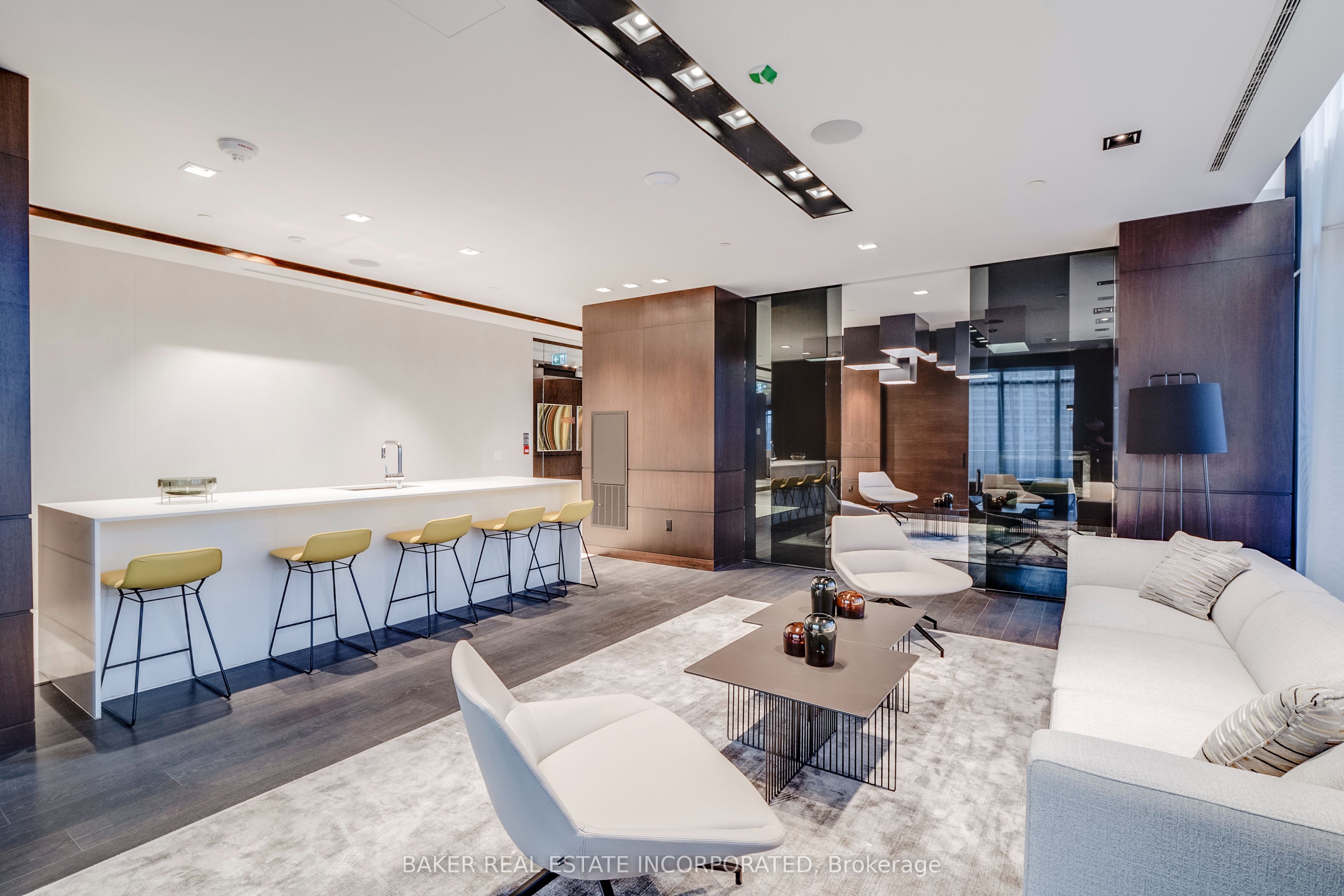 15 Roehampton Avenue, #2701
