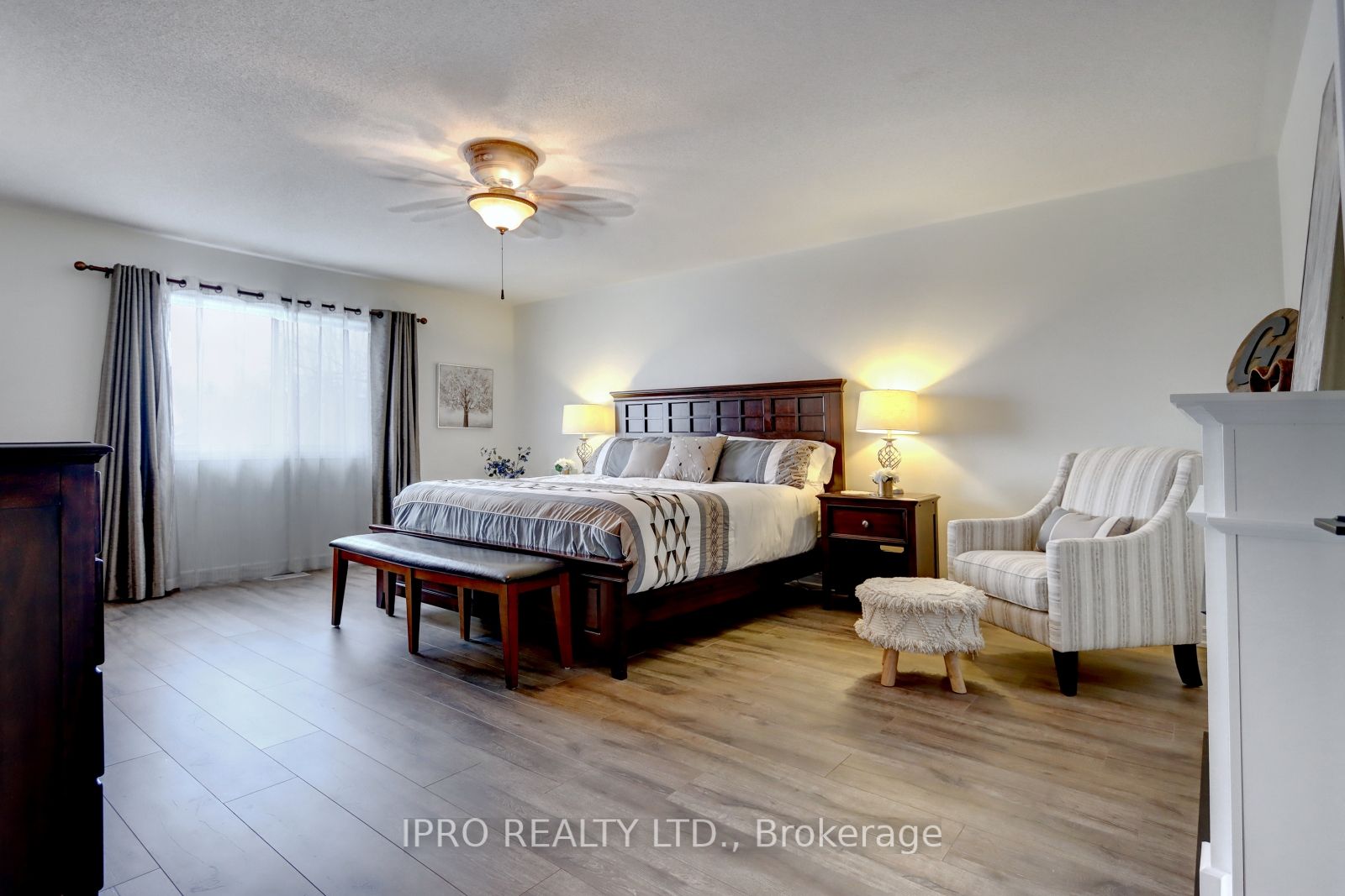 10 Berton Boulevard