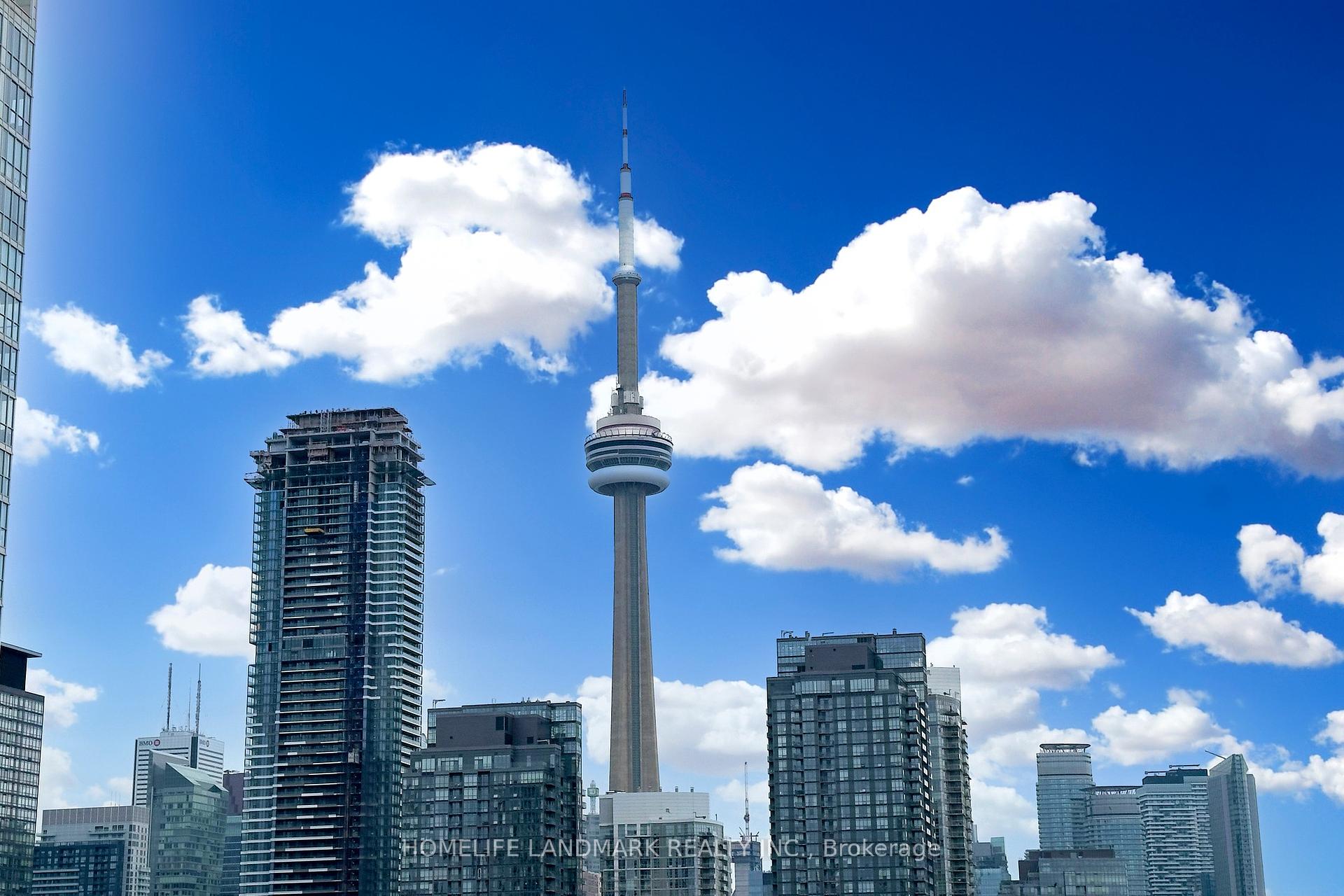 2 Bedrooms Condo at 17 Bathurst, Toronto For sale