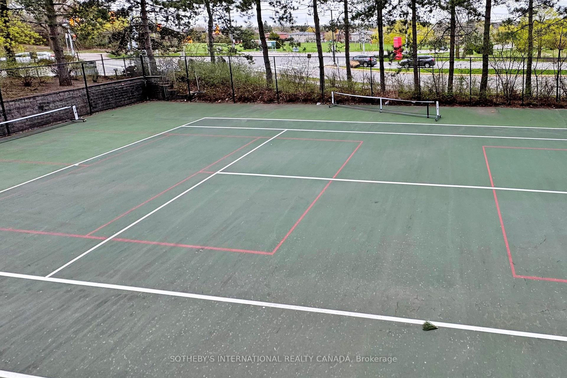 3 Bedrooms Condo at 89 Skymark, Toronto For sale