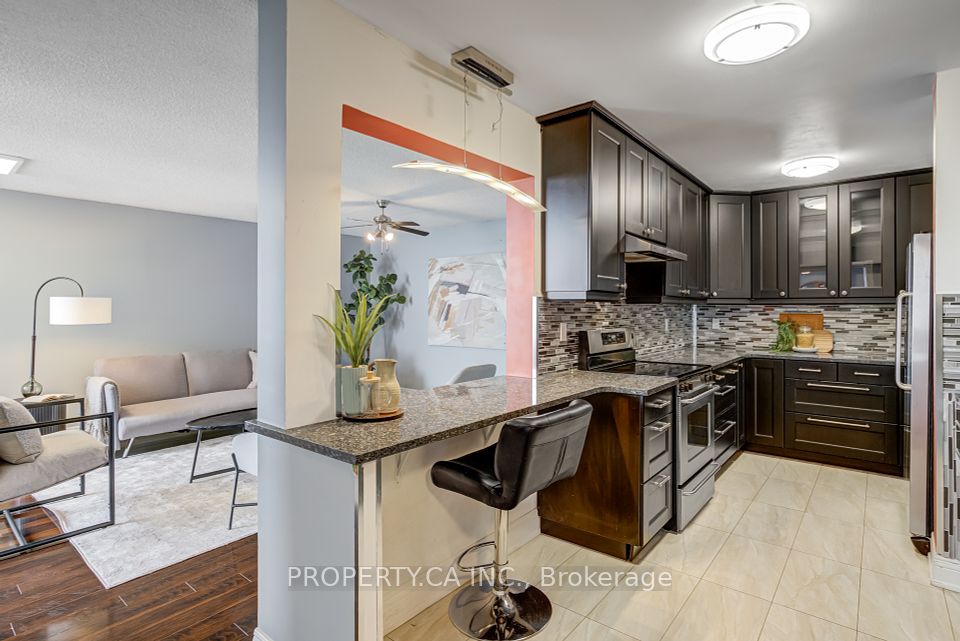 1515 Lakeshore Road