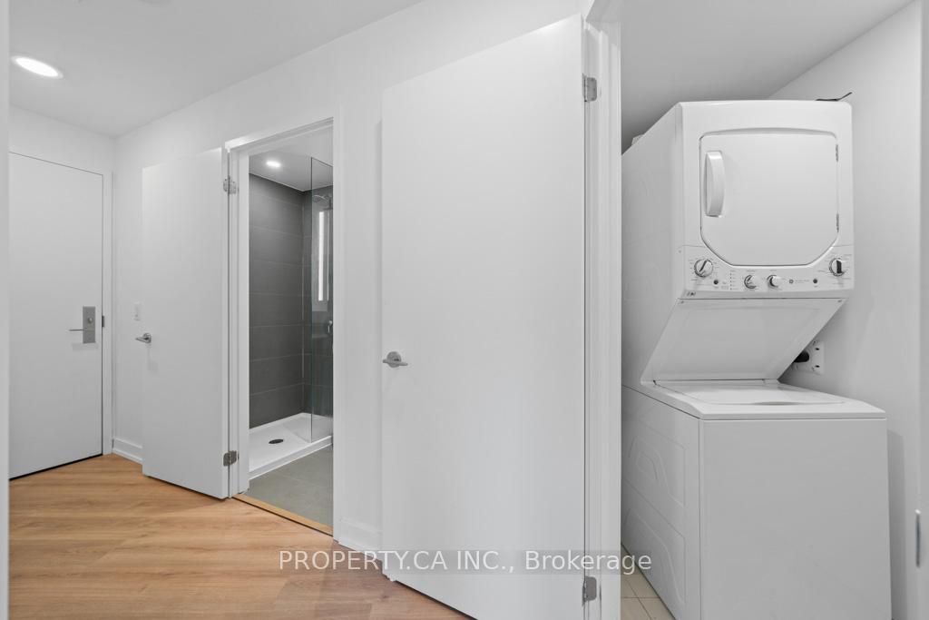 3 Bedrooms Condo at 135 East Liberty, Toronto For sale