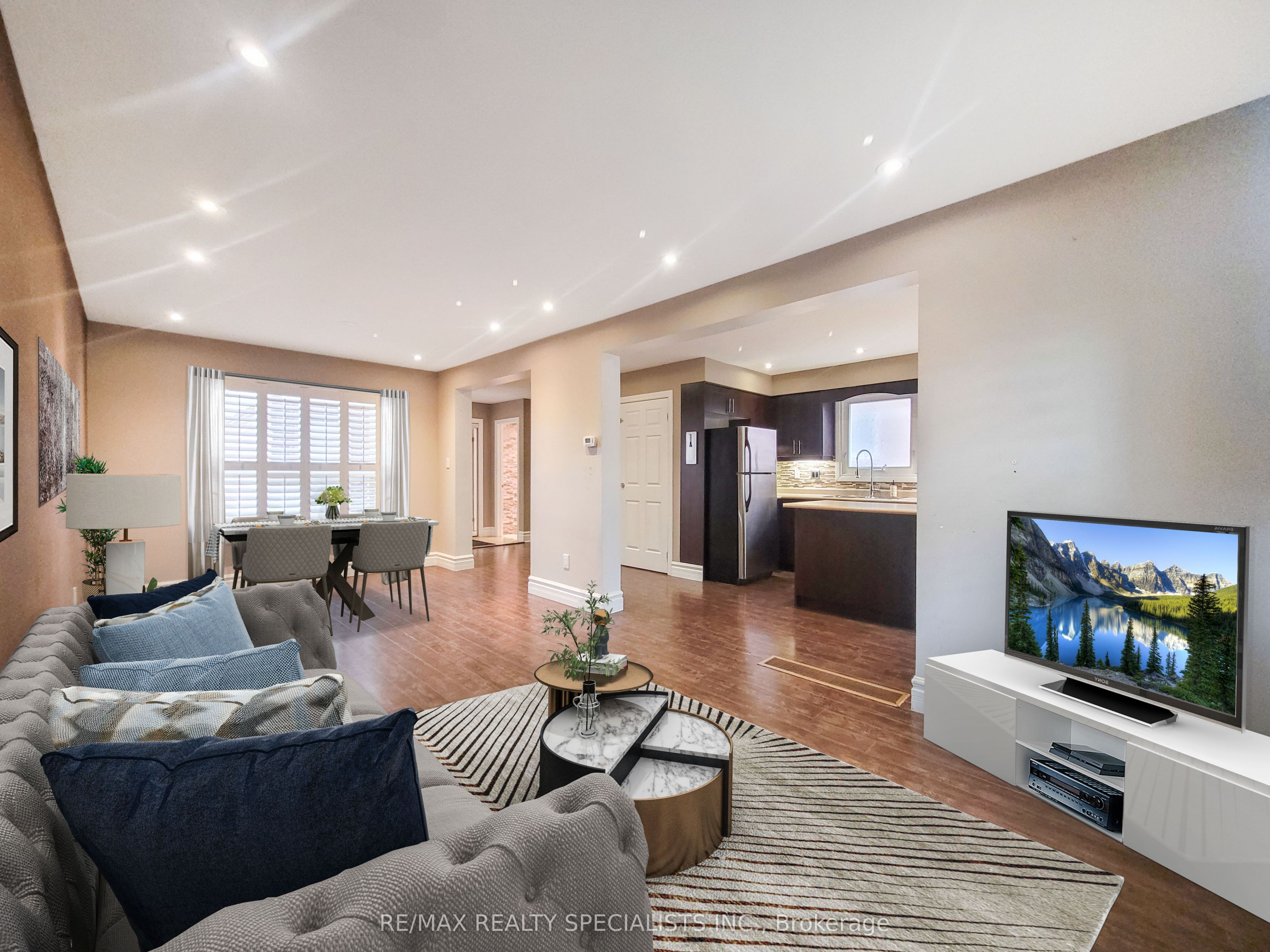 64 Willerton Close, #UPPER