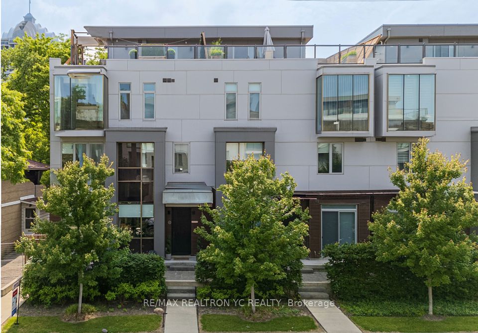 18 Greenbriar