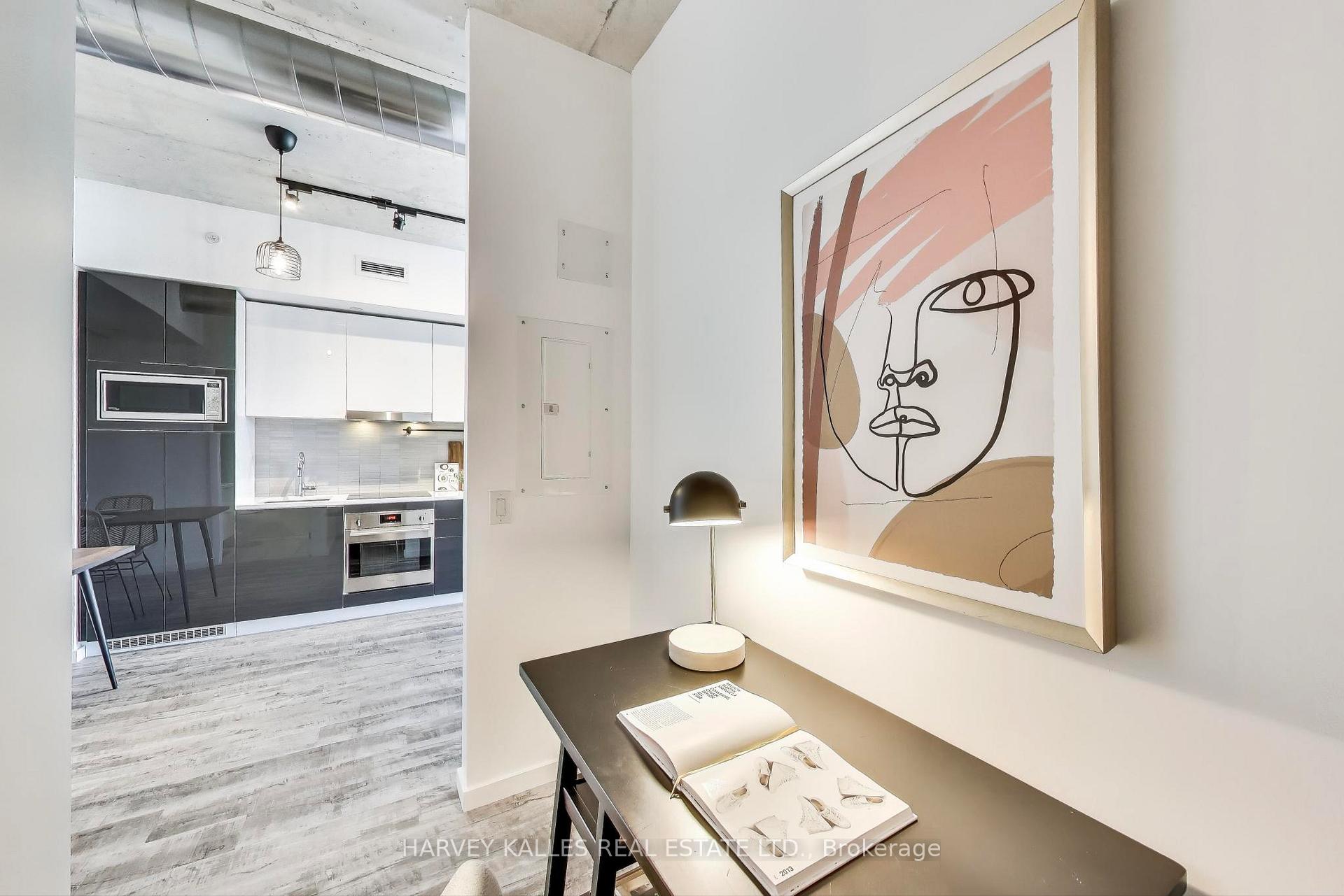 2 Bedrooms Condo at 170 Bayview,  Toronto For sale