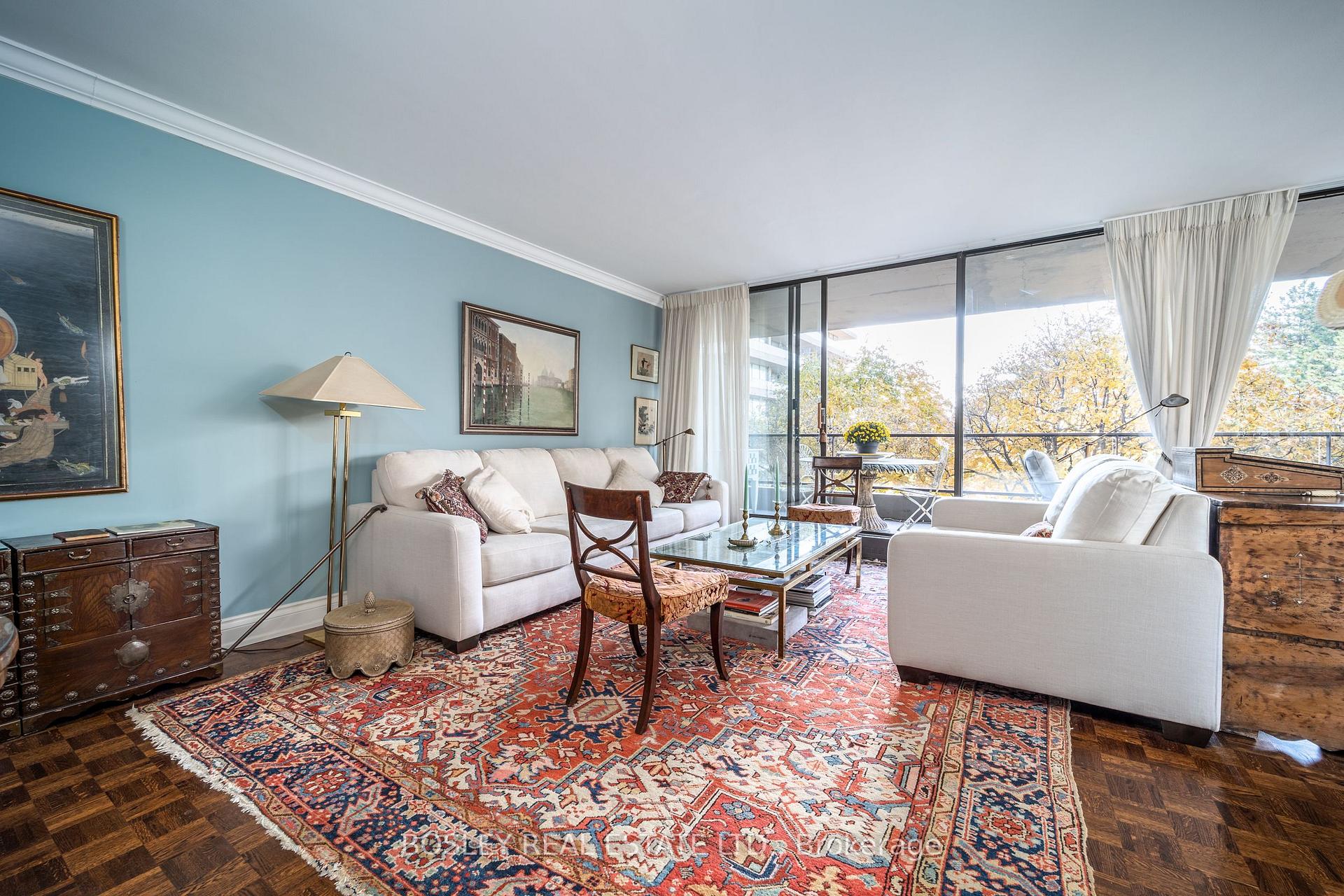 2 Bedrooms Condo at 20 Avoca, Toronto For sale