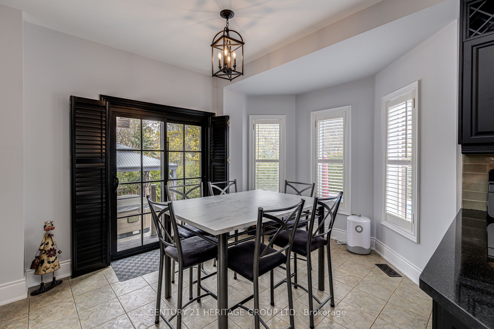 673 Chaleur Place