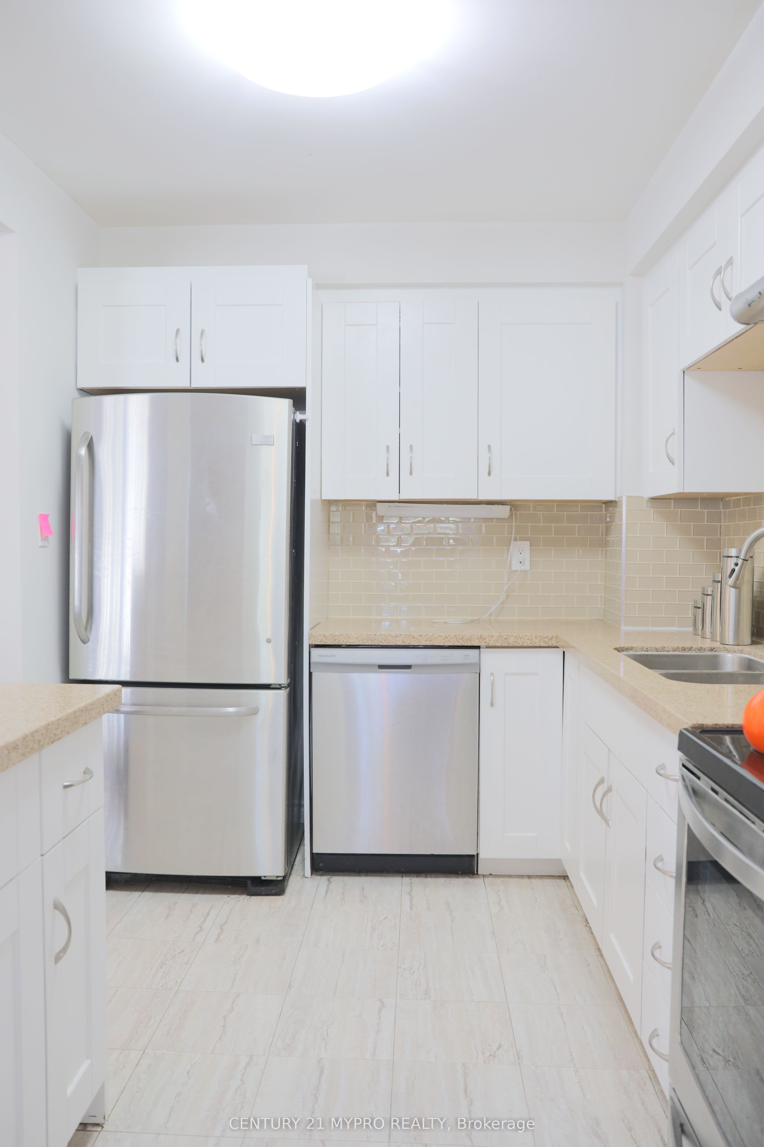 105 Carlton Road, #18