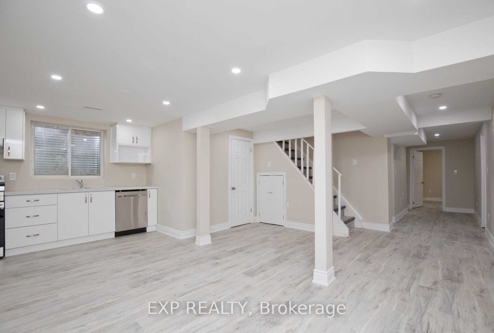 4 Goodwood Road, #Lower