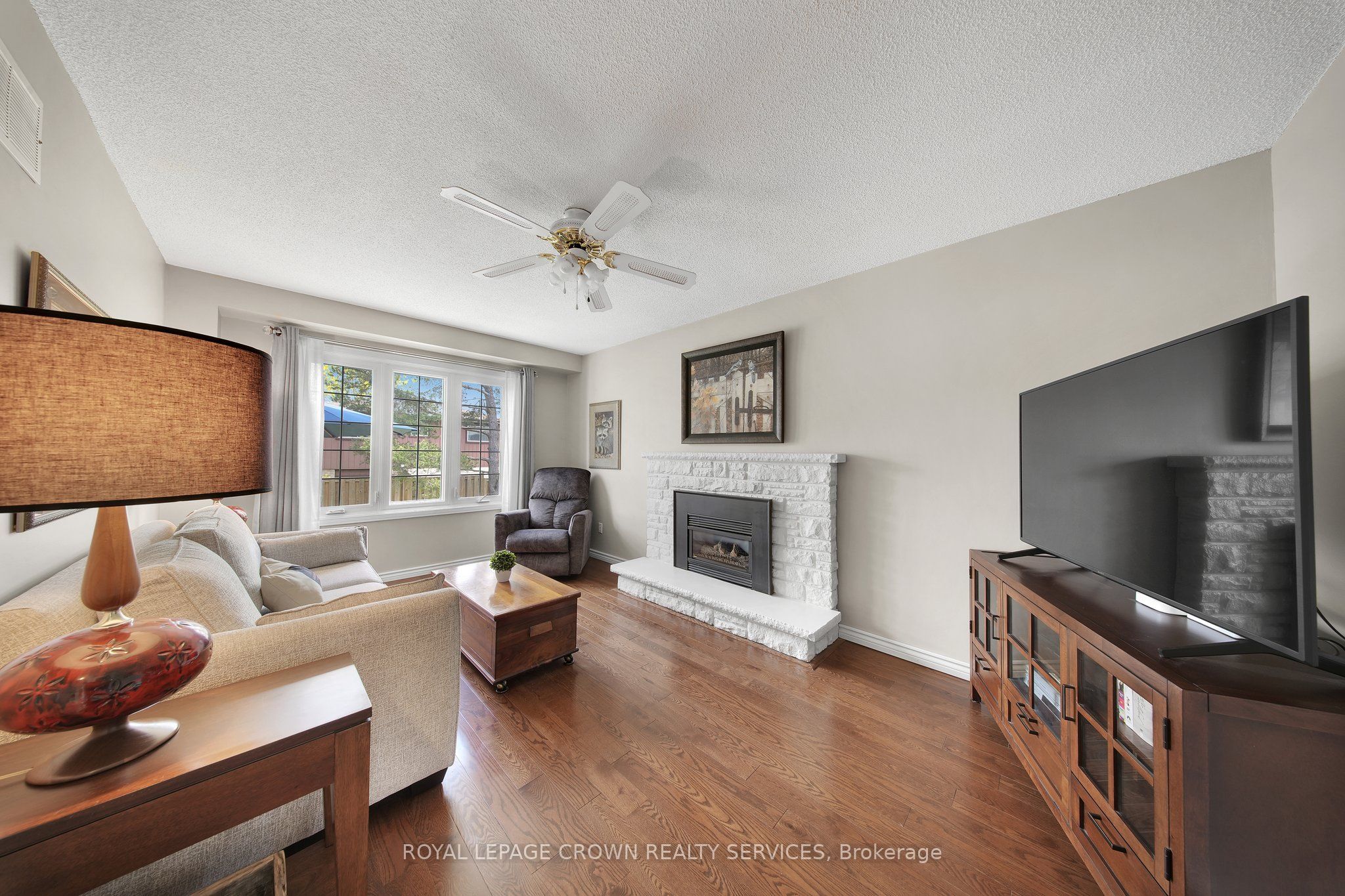 383 Ashworth Drive