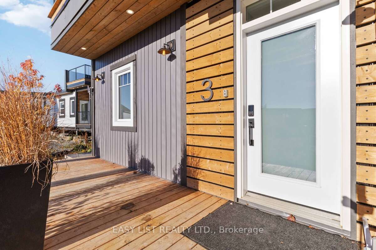 693 Mason Beach Road, #3