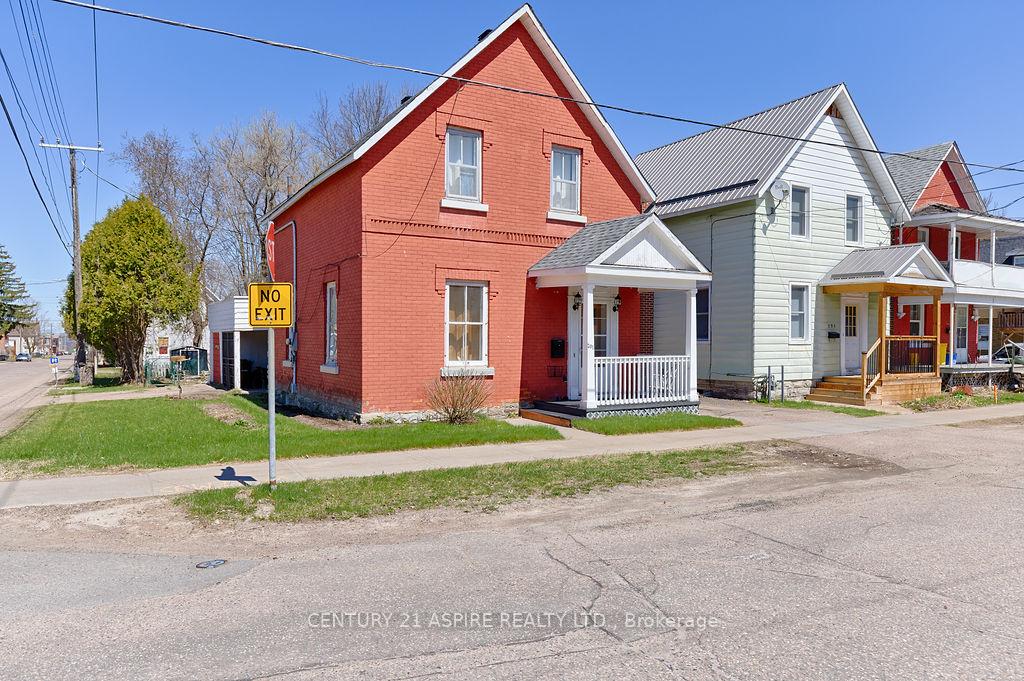 201 Welland Street, Pembroke, ON K8A 5Y2