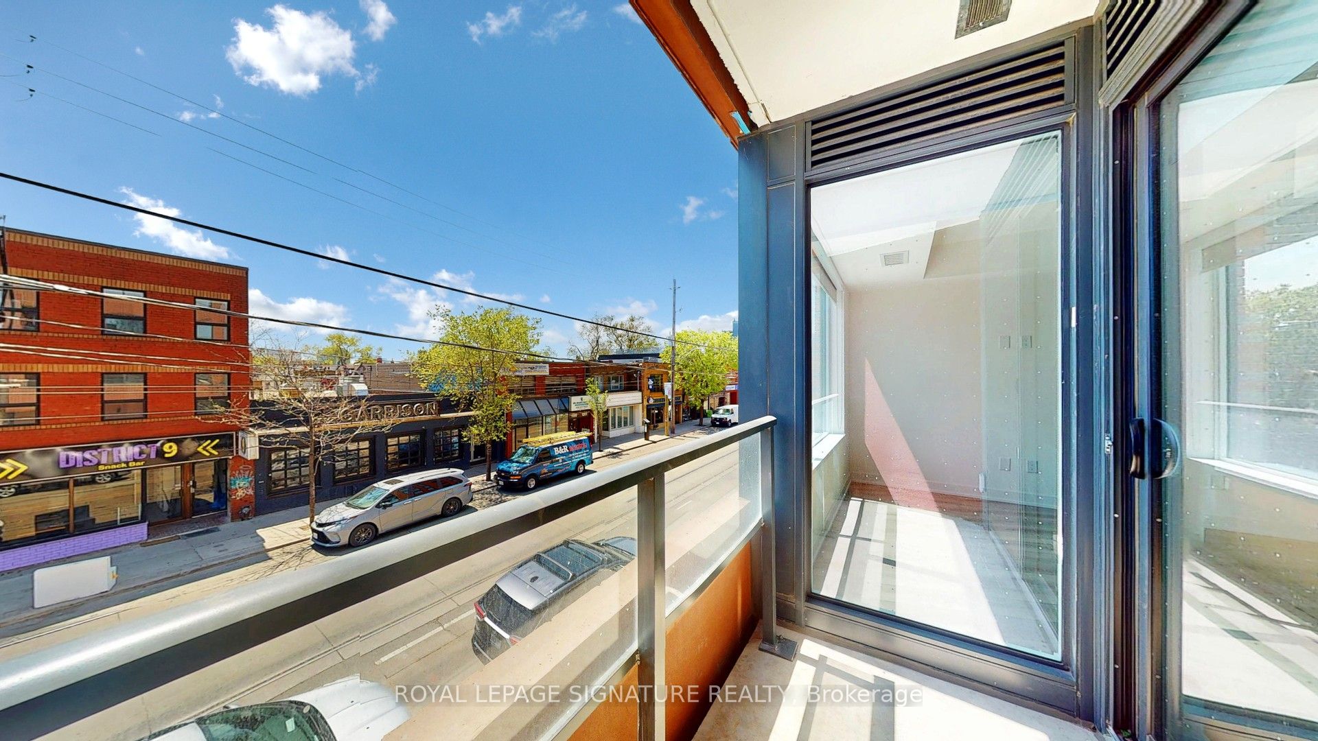 1200 Dundas Street W, #203