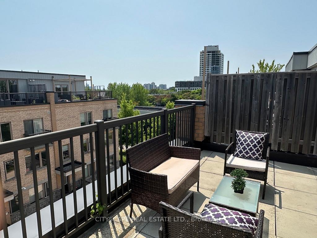 3 Bedrooms Condo at 16 Foundry, Toronto For sale