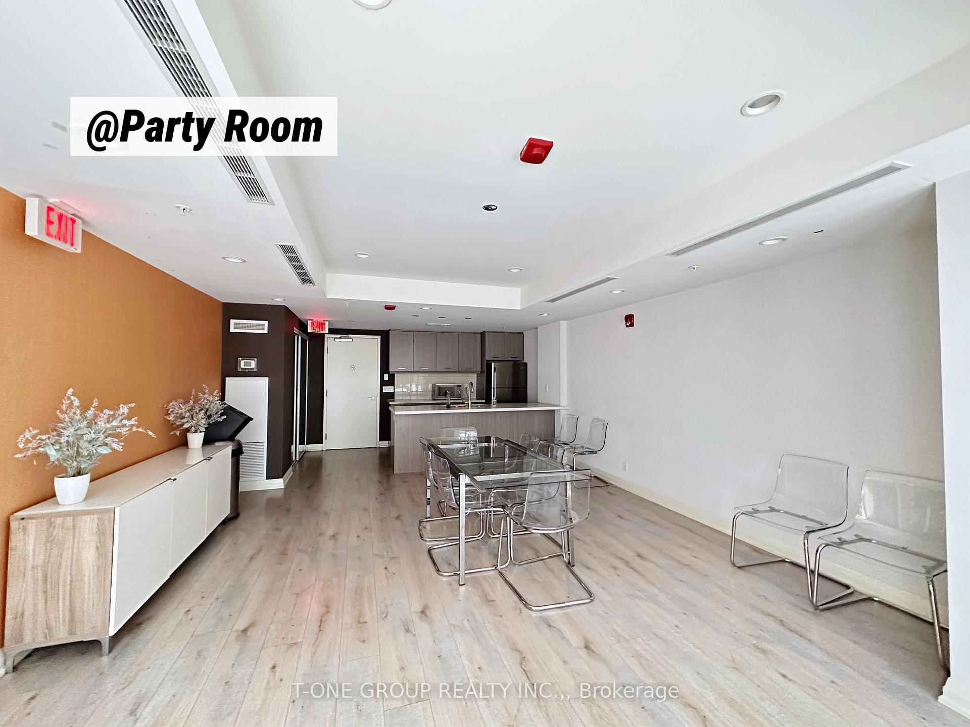 1 Bedroom Condo at 15 James Finlay, Toronto For sale
