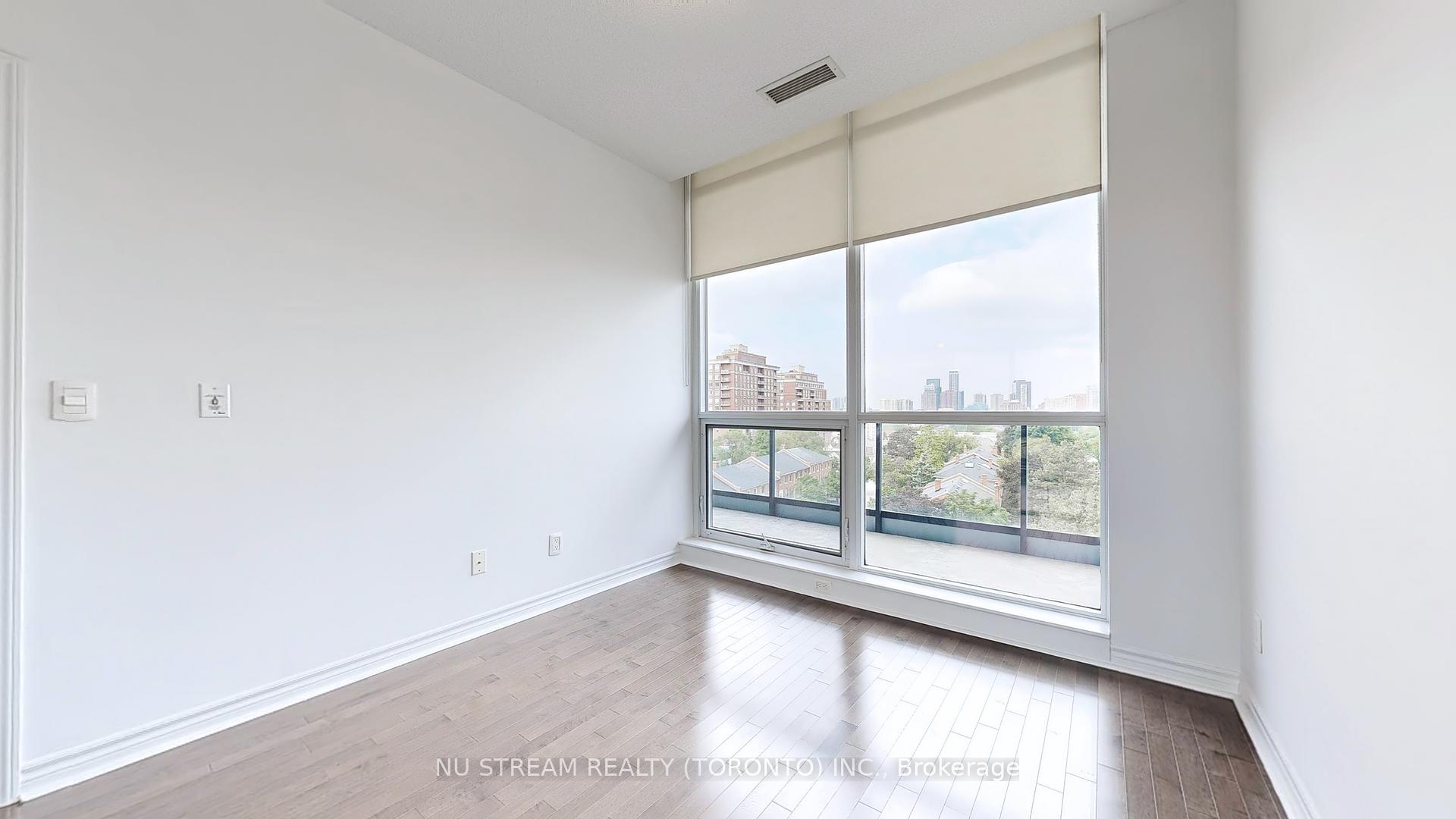 2 Bedrooms Condo at 2885 Bayview, Toronto For sale