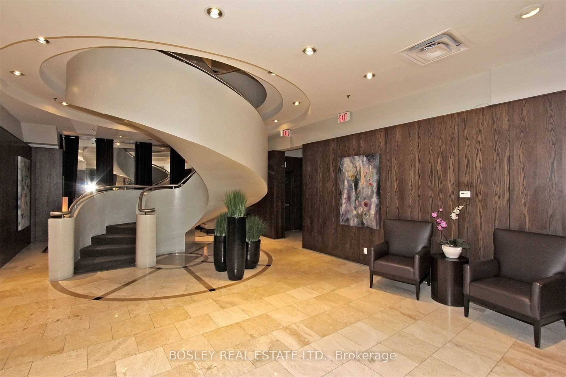 438 Richmond Street W, #410