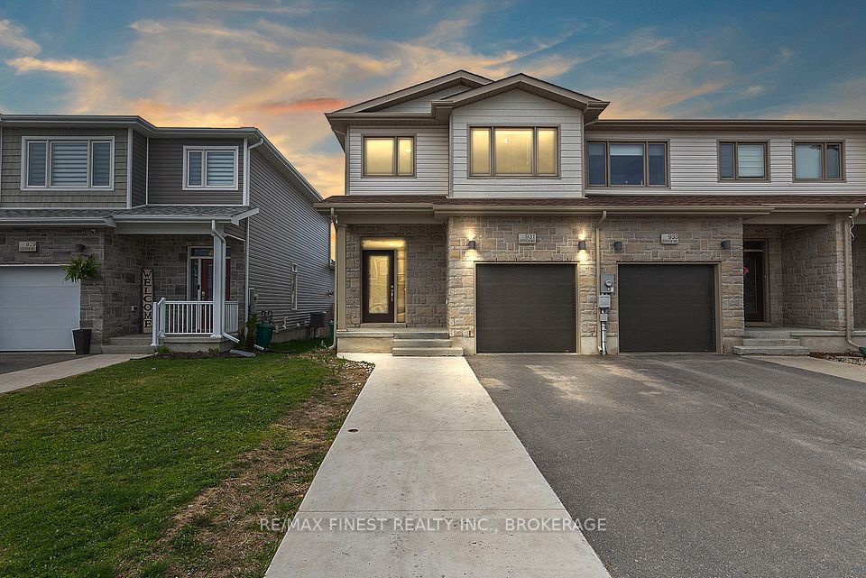 931 Riverview