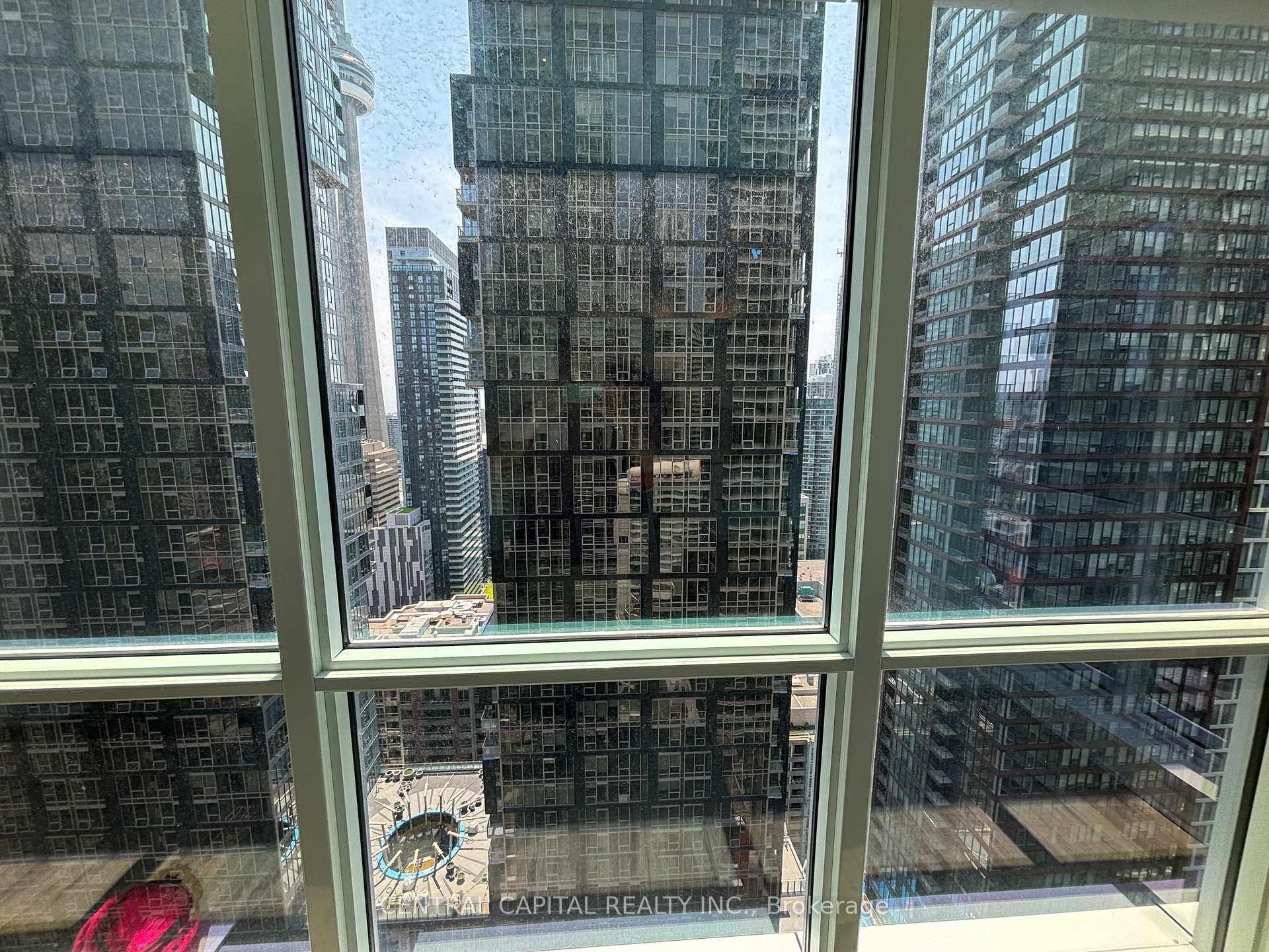 1 Bedroom Condo at 327 King, Toronto For sale