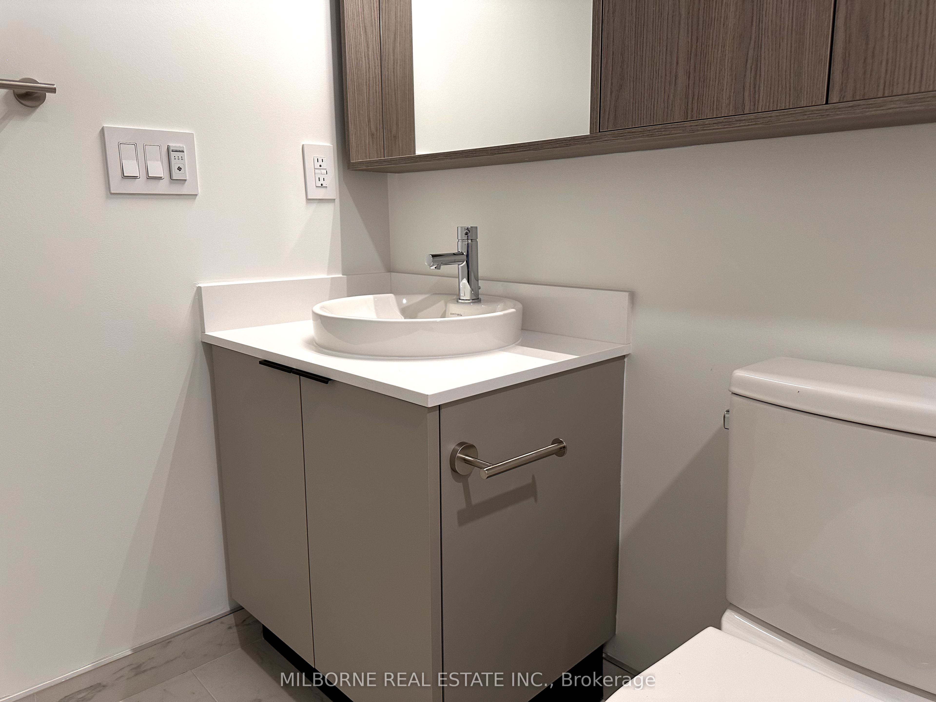 73 Broadway Avenue, #205