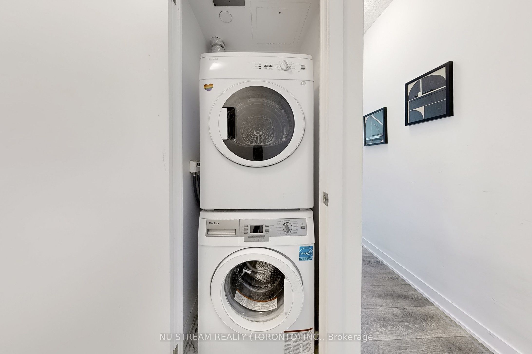 87 Peter Street, #2302