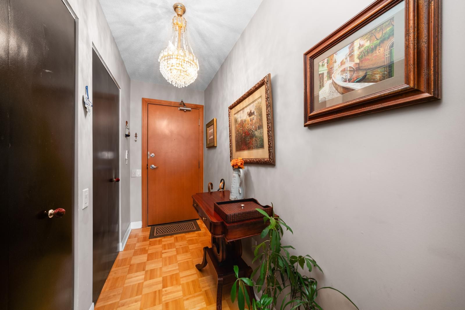 33 Sheppard Avenue E 510