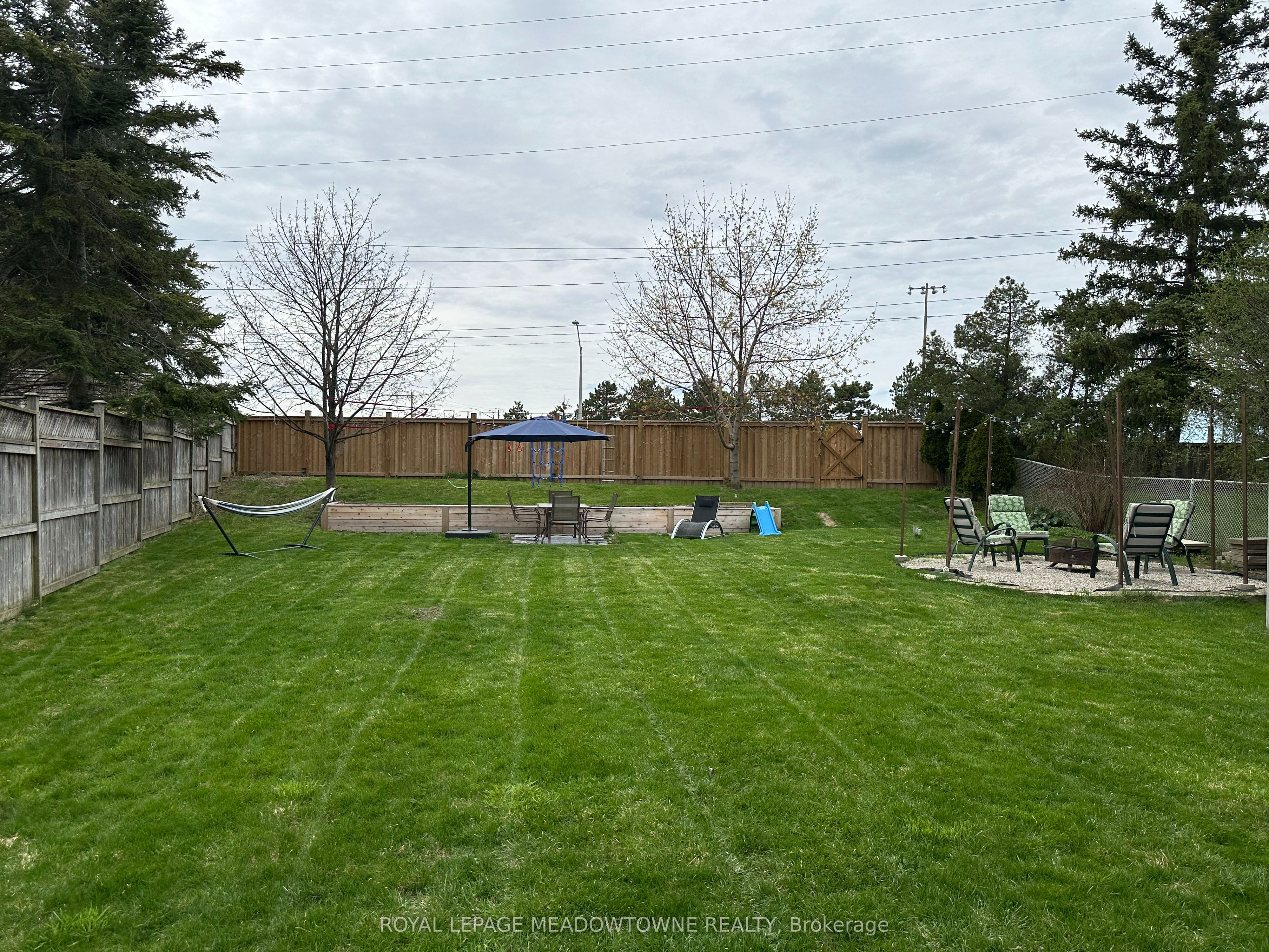 338 Whitehead Crescent