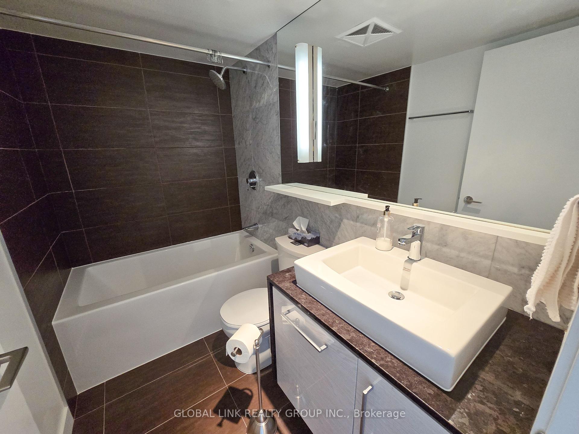 1 Bedroom Condo at 121 Mcmahon, Toronto For sale