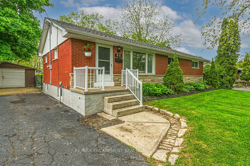 88 Aldercrest