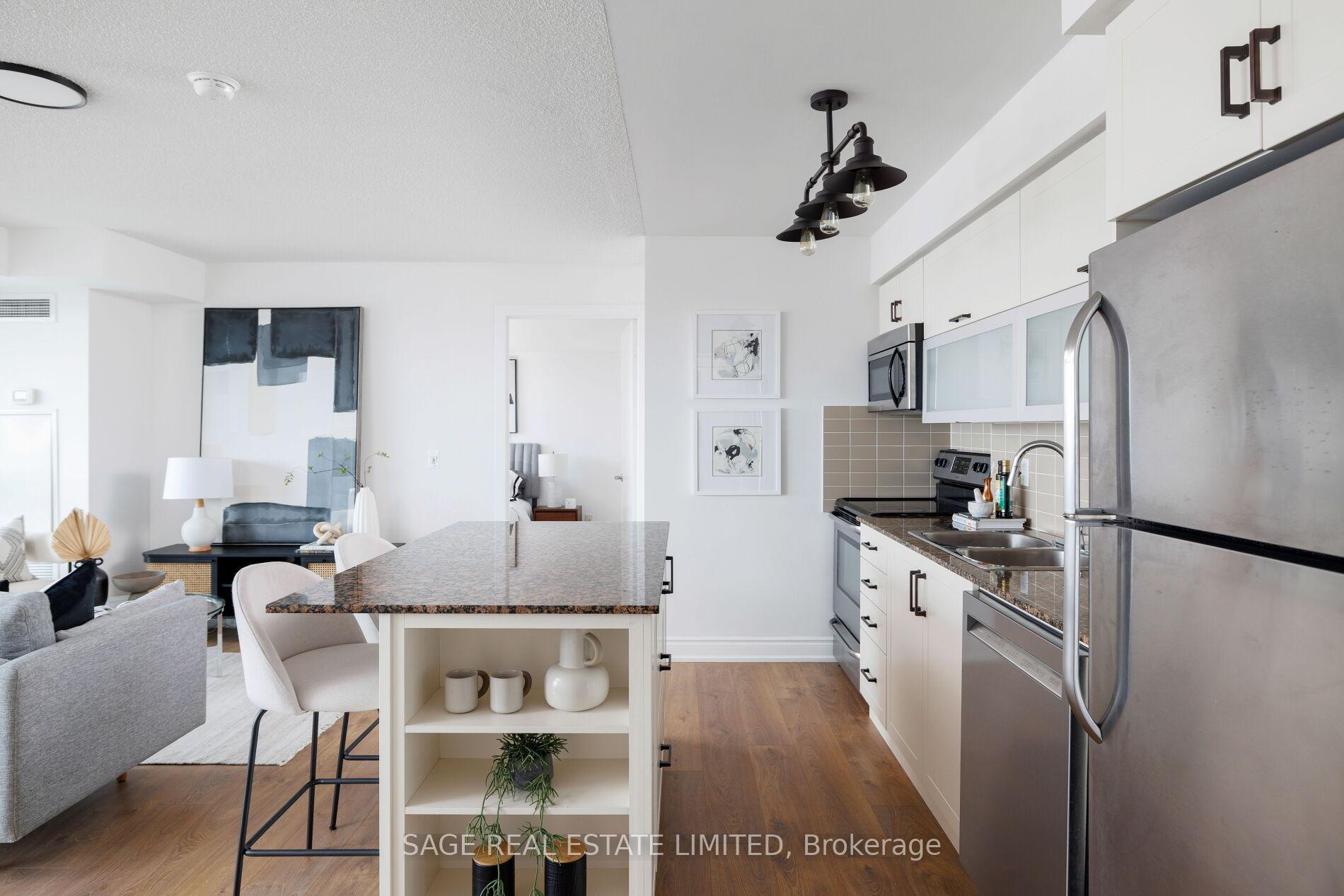 2 Bedrooms Condo at 100 Western Battery, Toronto For sale
