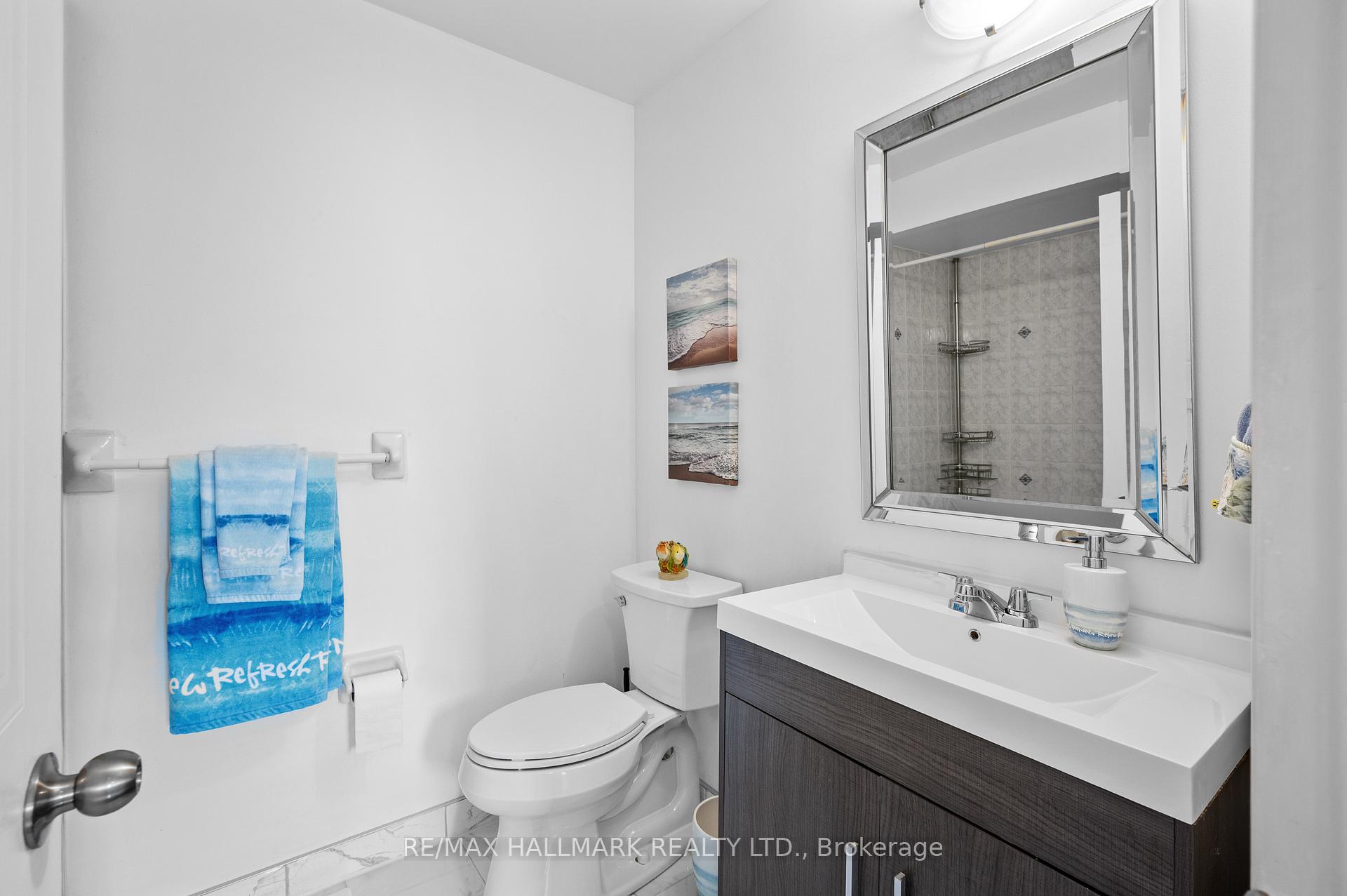 3 Bedrooms Condo at 5950 Glen Erin,  Mississauga For sale