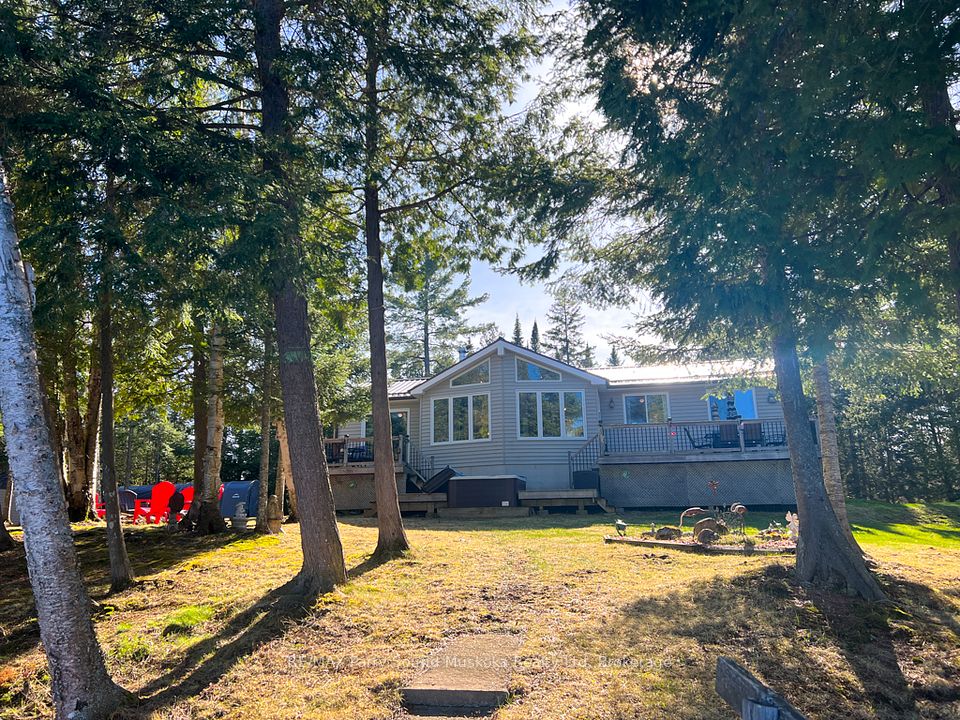 471 North Meadowcove