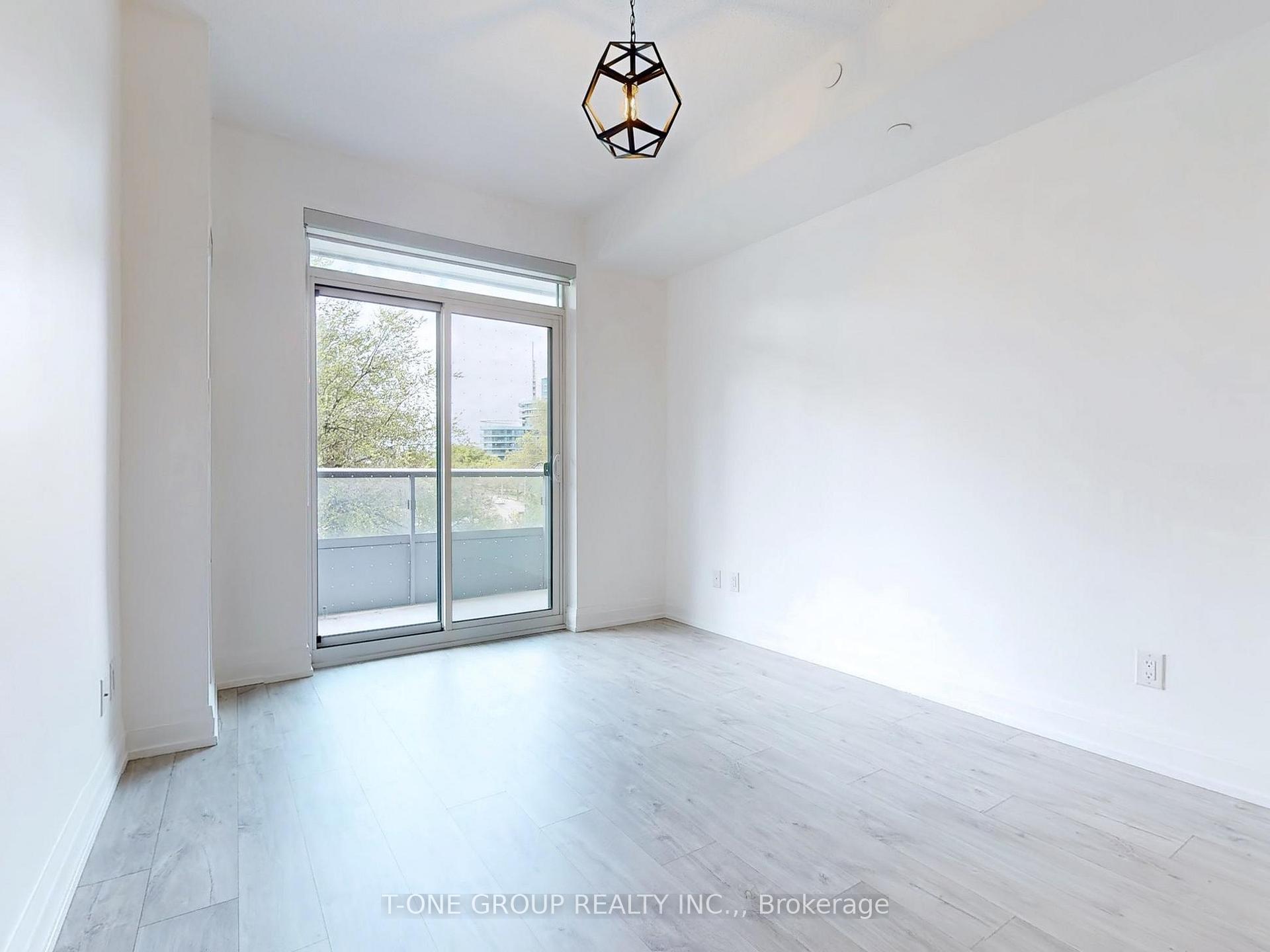 2 Bedrooms Condo at 591 Sheppard, Toronto For sale