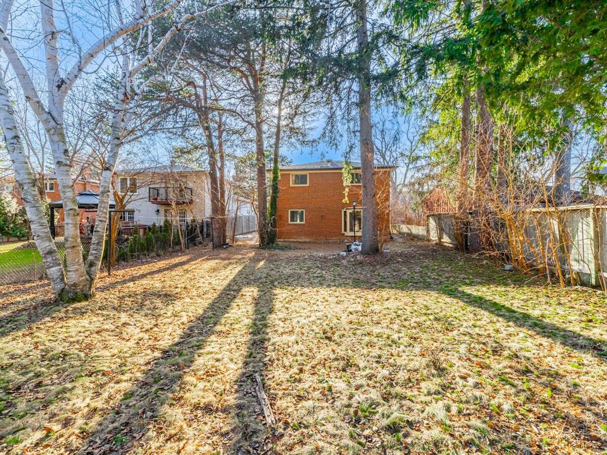 151 Henderson Avenue