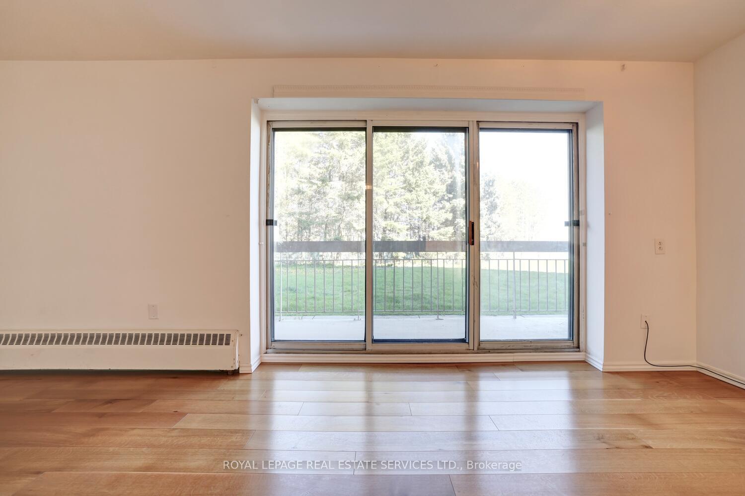1 Bedroom Co-op at 41 Lake Shore, Toronto For sale