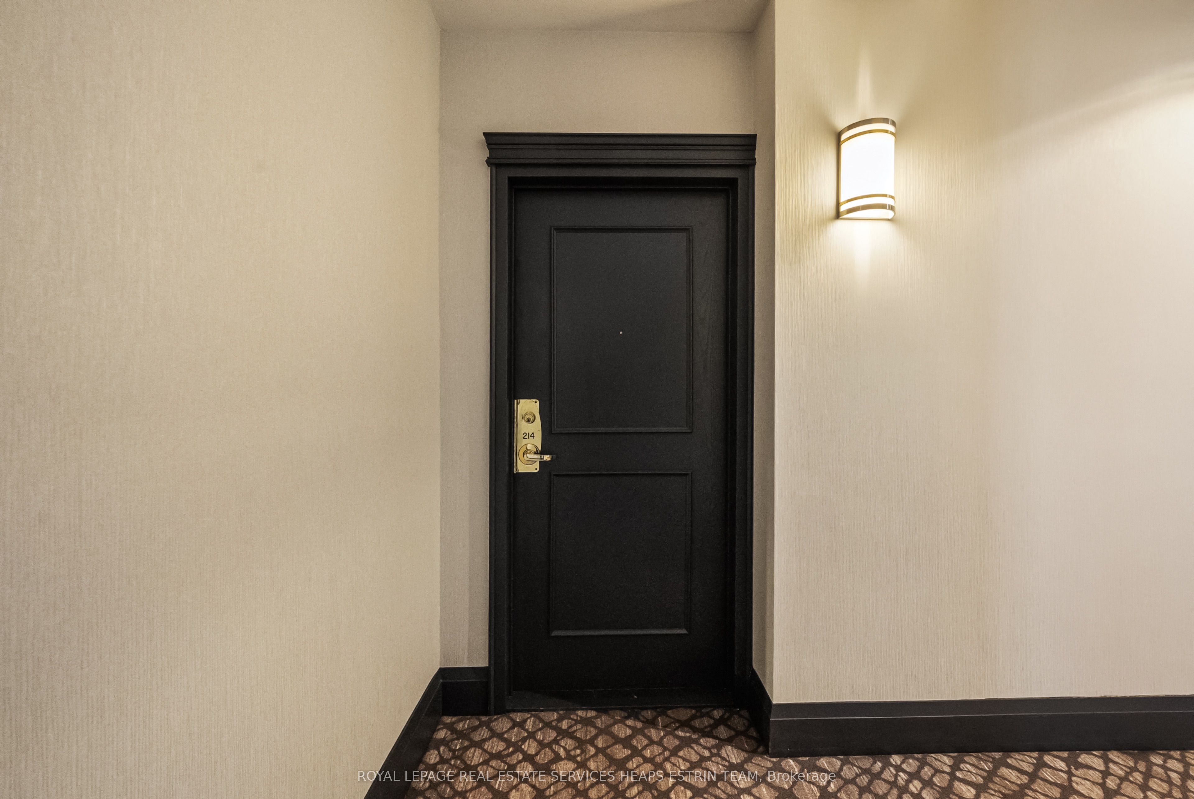 1231 Yonge Street, #214