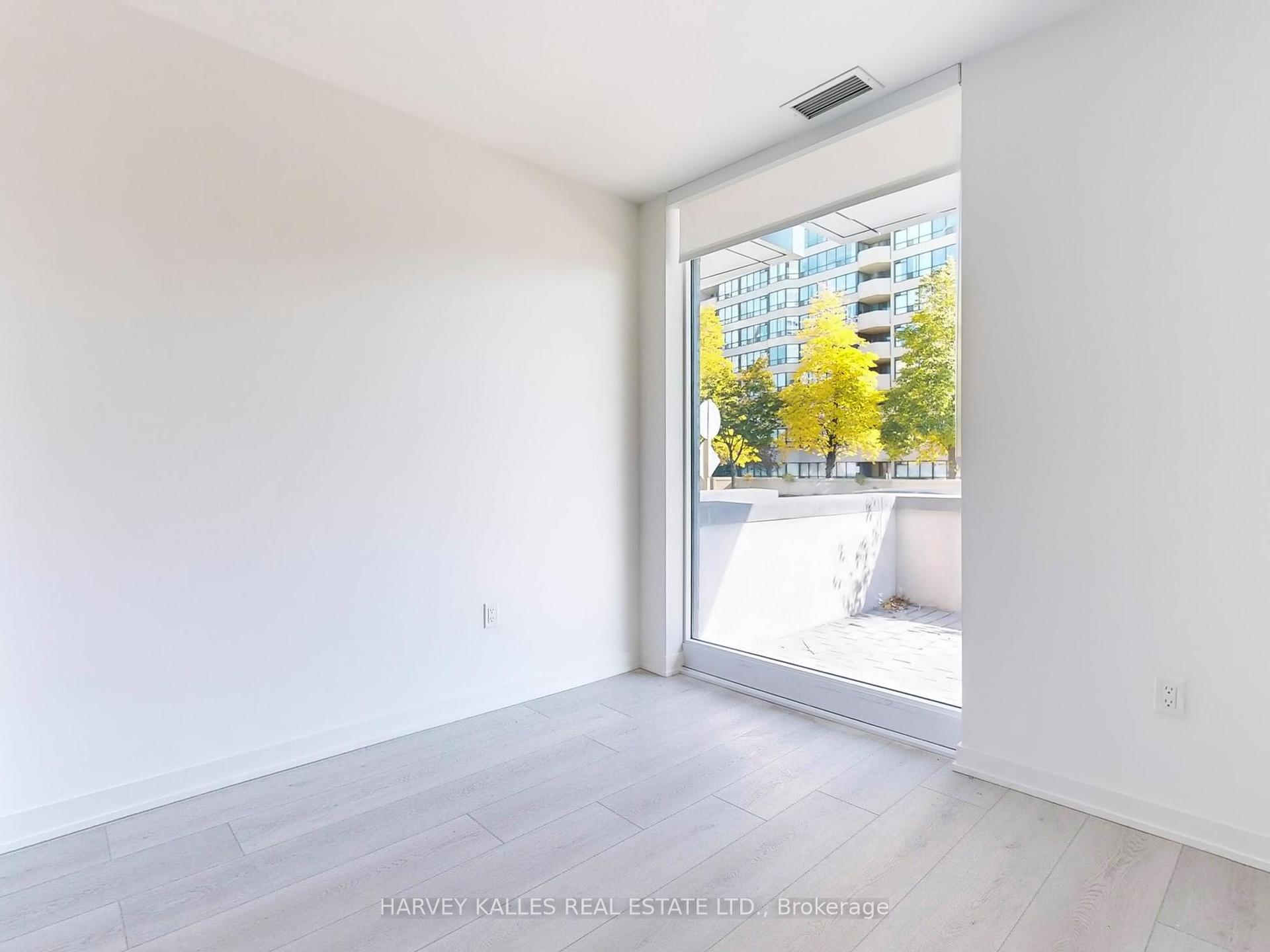 3883 Quartz Road 118