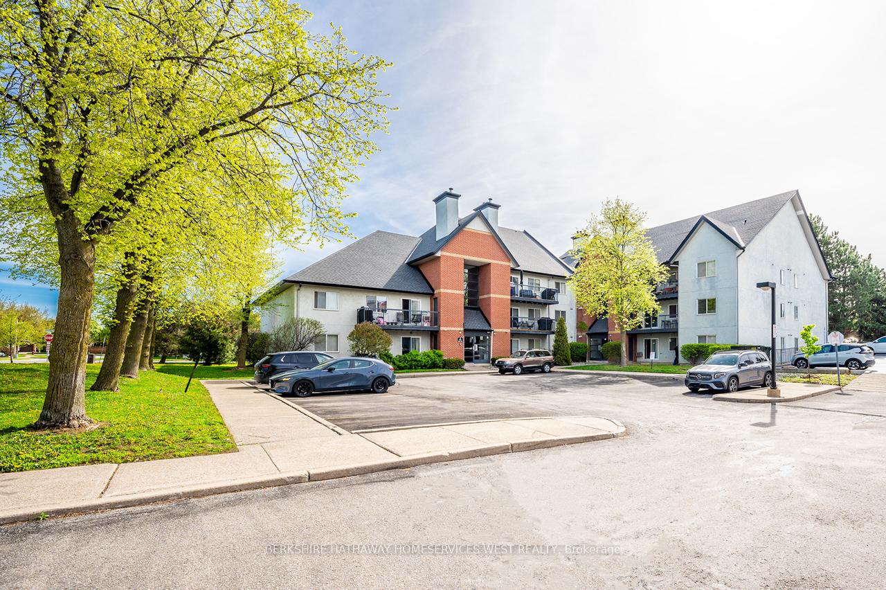 3 Bedrooms Condo at 1450 Glen Abbey,  Oakville For sale