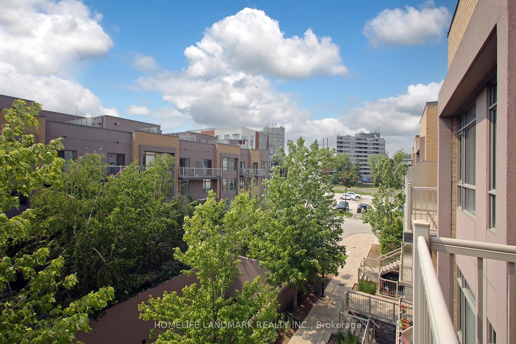 2 Bedrooms Condo at 90 Orchid, Toronto For sale