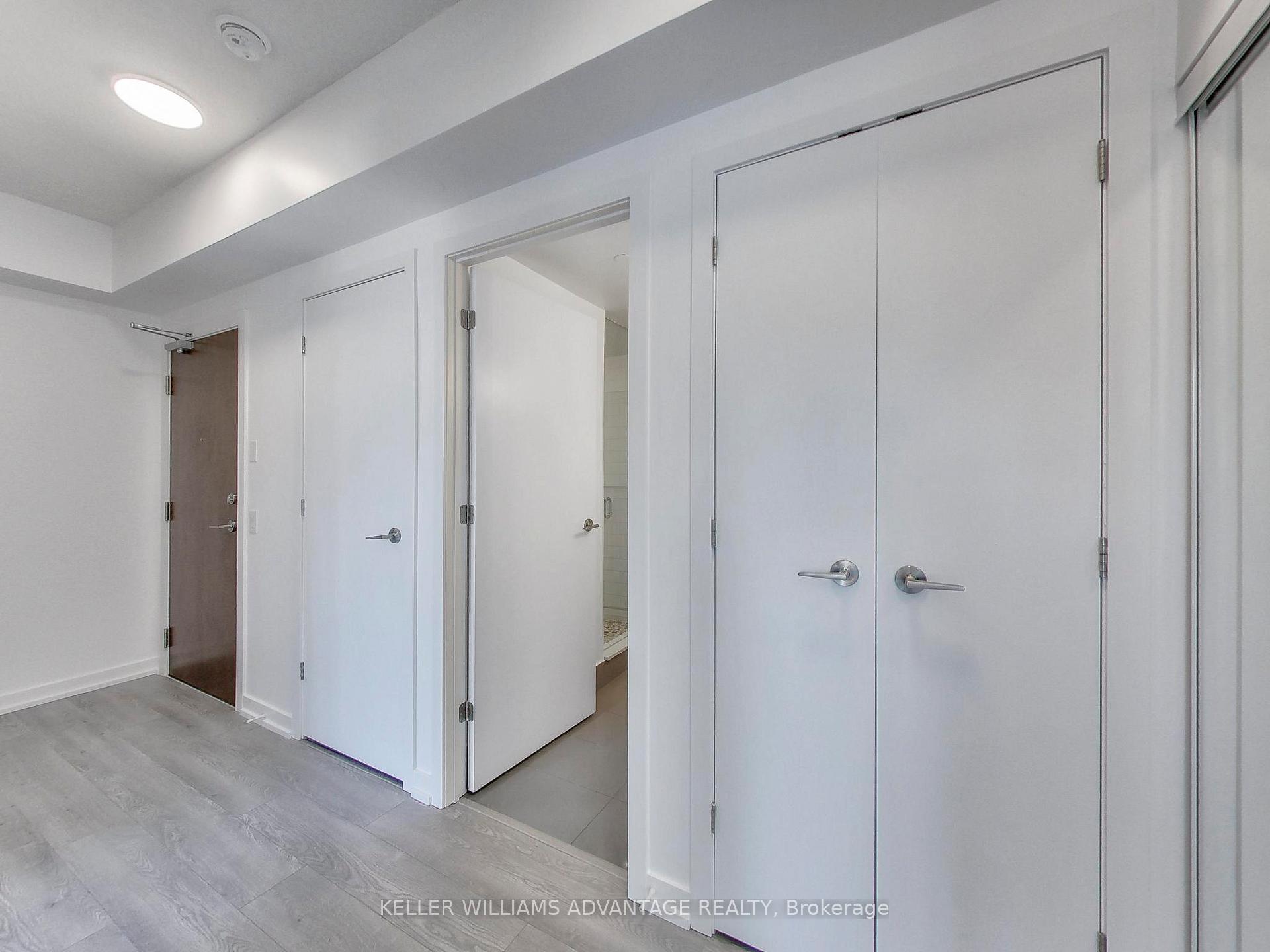 2 Bedrooms Condo at 2200 Lake Shore, Toronto For sale