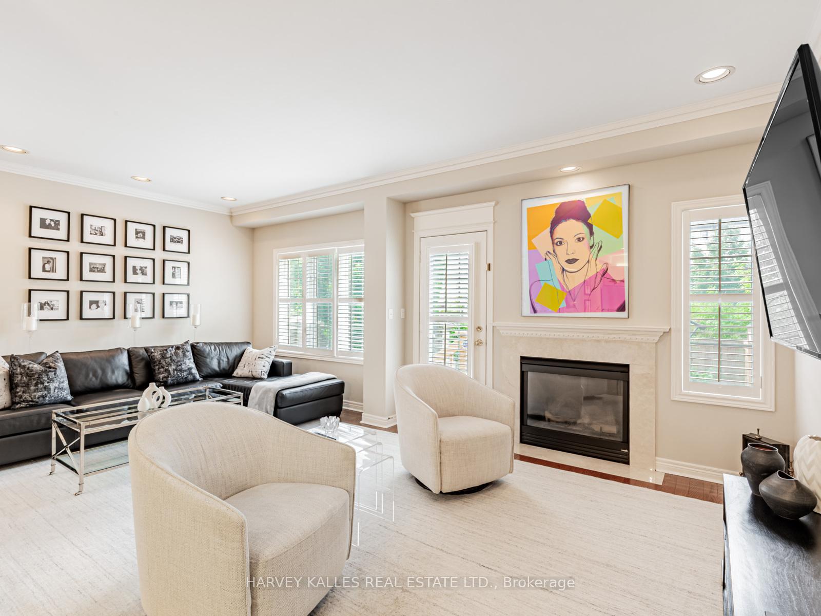 195 Kingsbridge Circle