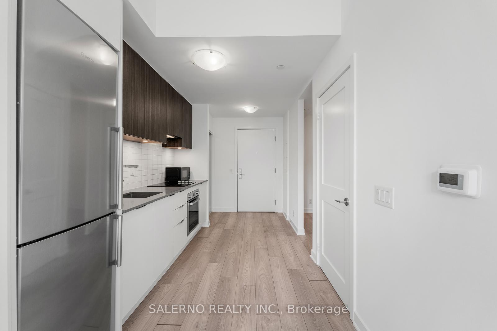 2 Bedrooms Condo at 120 Parliament, Toronto For sale