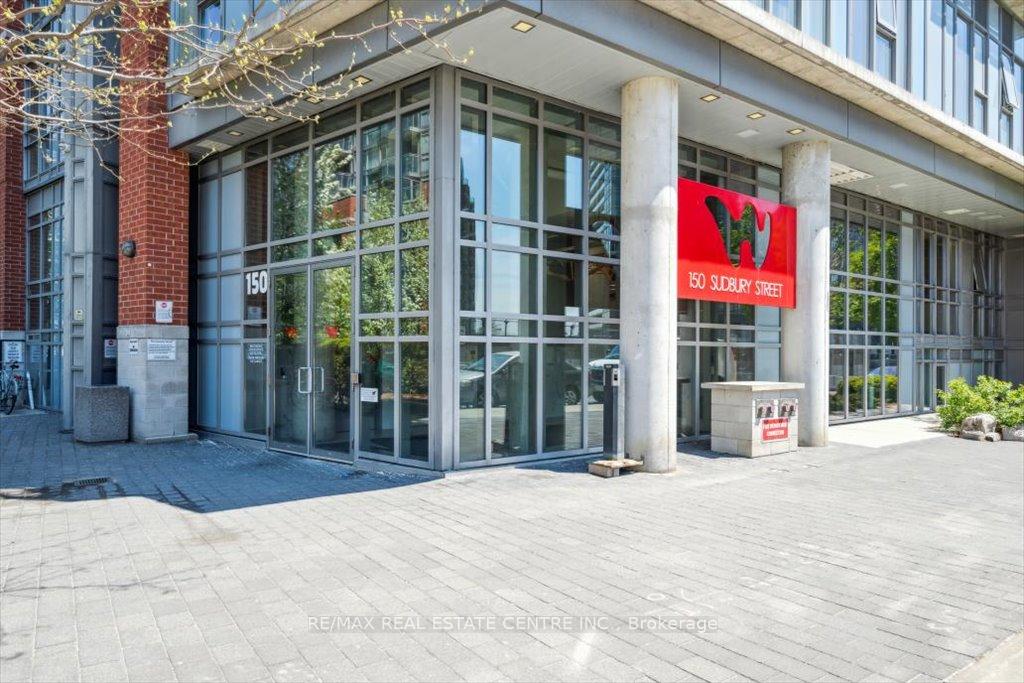 2 Bedrooms Condo at 150 Sudbury, Toronto For sale