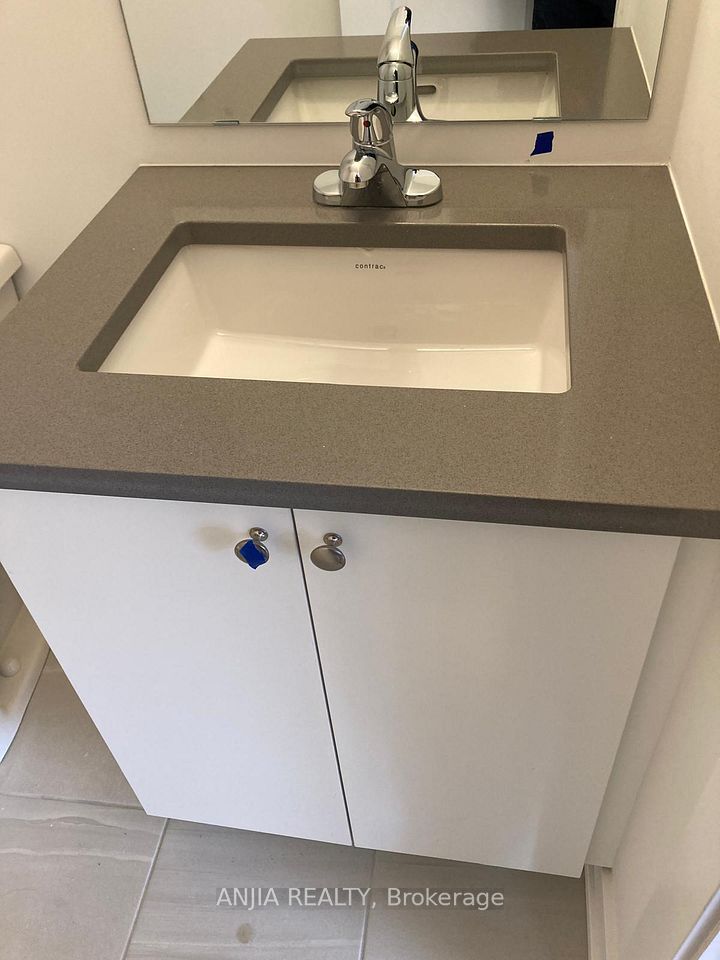 https://trreb-image.ampre.ca/5m3Olli7EnUrvoV_vSiKnuB9Uit8eNPy50reASi8HM4/rs:fit:960:960/wm:.5:so:0:50:.4/wmsh:10/wmt:PHNwYW4gZm9yZWdyb3VuZD0nd2hpdGUnIGZvbnQ9JzY4Jz5BTkpJQSBSRUFMVFksIEJyb2tlcmFnZTwvc3Bhbj4/L3RycmViL2xpc3RpbmdzLzQwLzkyLzc1LzA0L3AvZDM2ZGFiZmEtMDM0NS00YTBiLTk3OGMtODQxZjY2MzE4ZWZjLmpwZw.jpg
