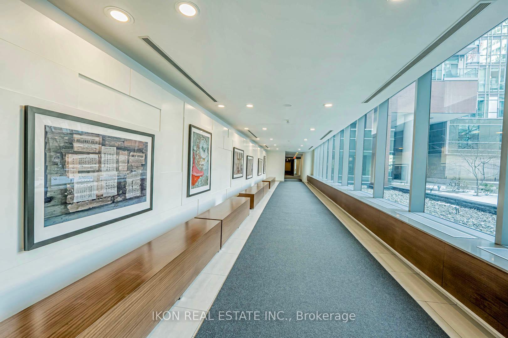 3 Bedrooms Condo at 116 George, Toronto For sale