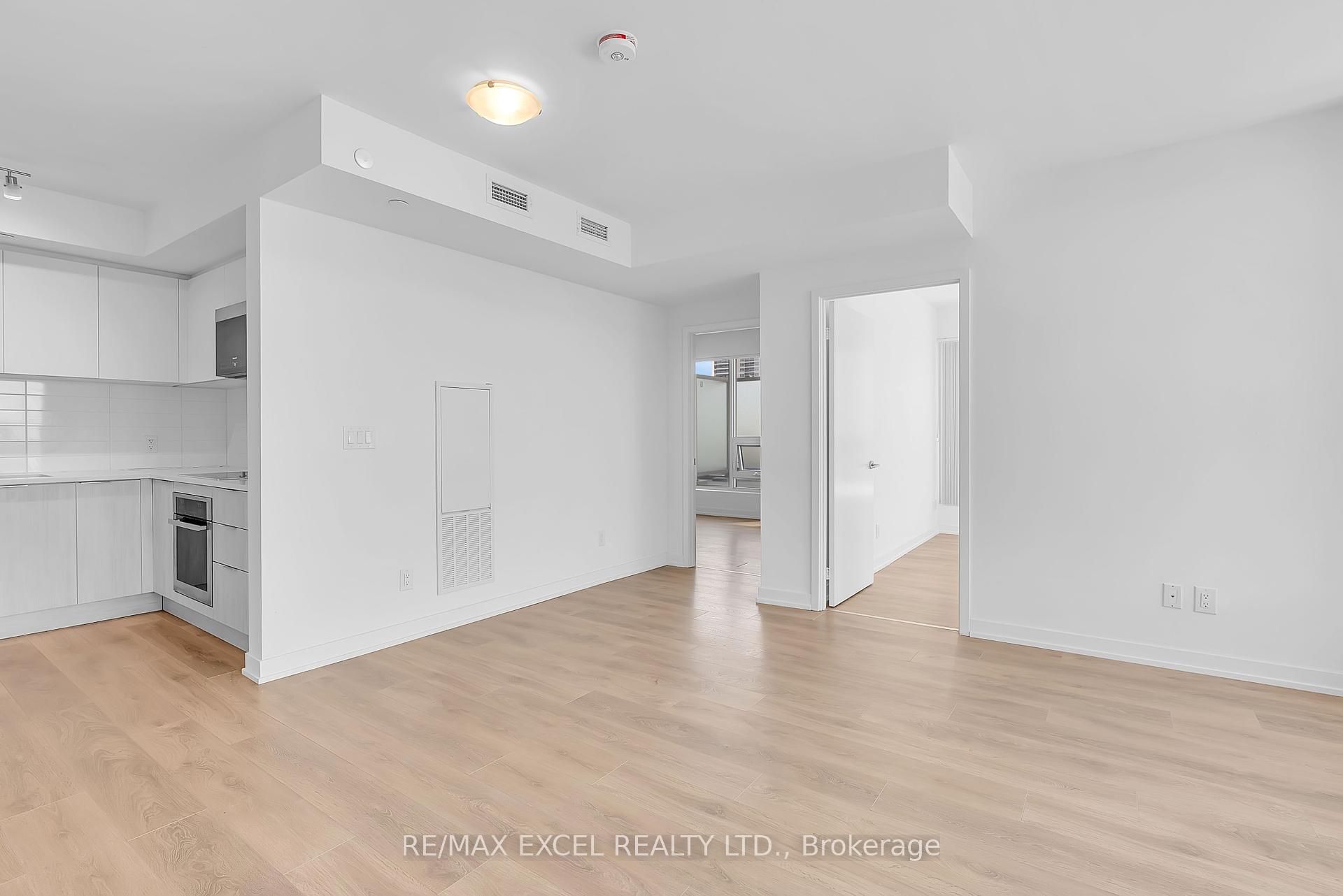 2 Bedrooms Condo at 2031 Kennedy, Toronto For sale