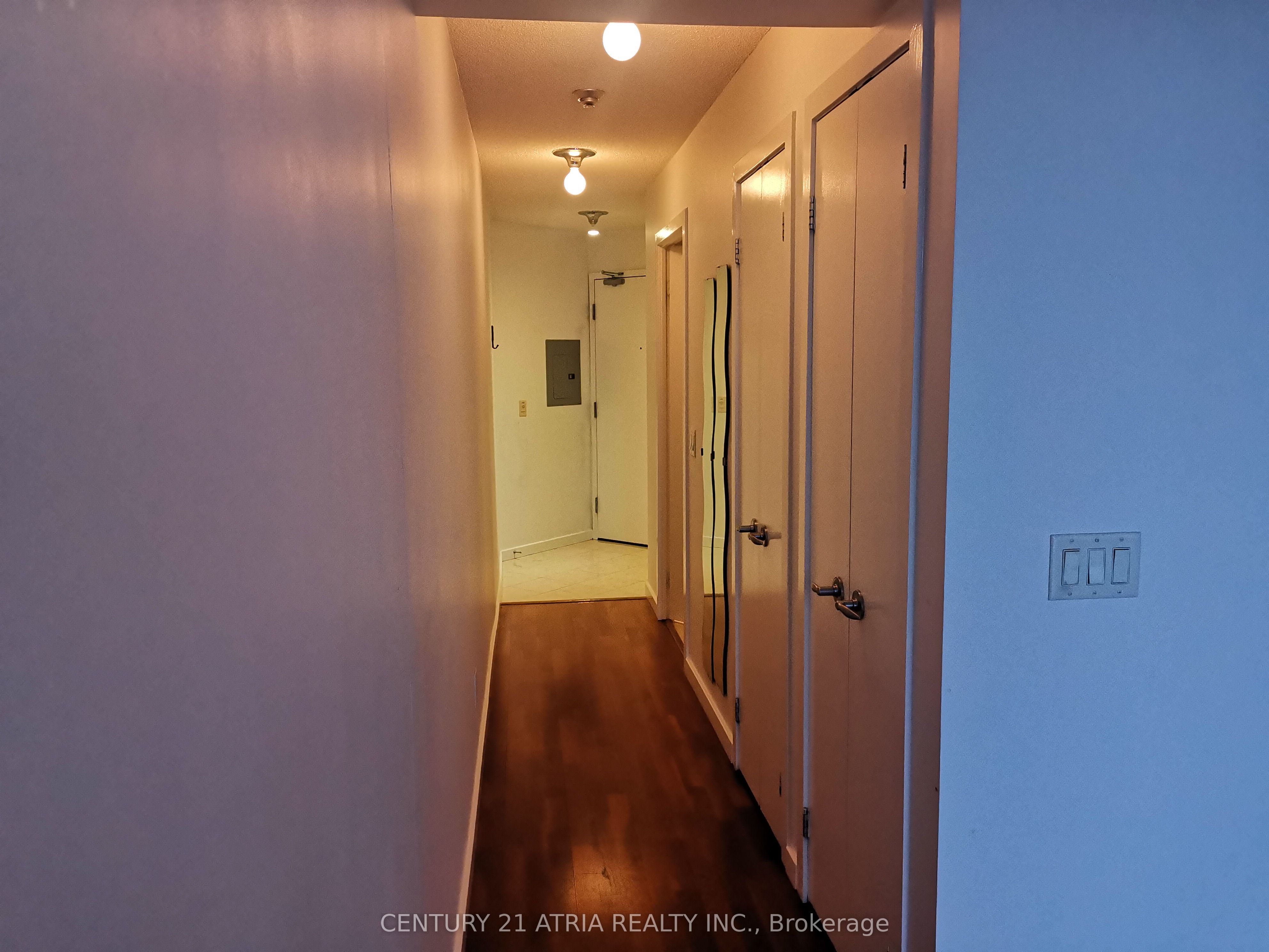 208 Queens Quay W, #1805